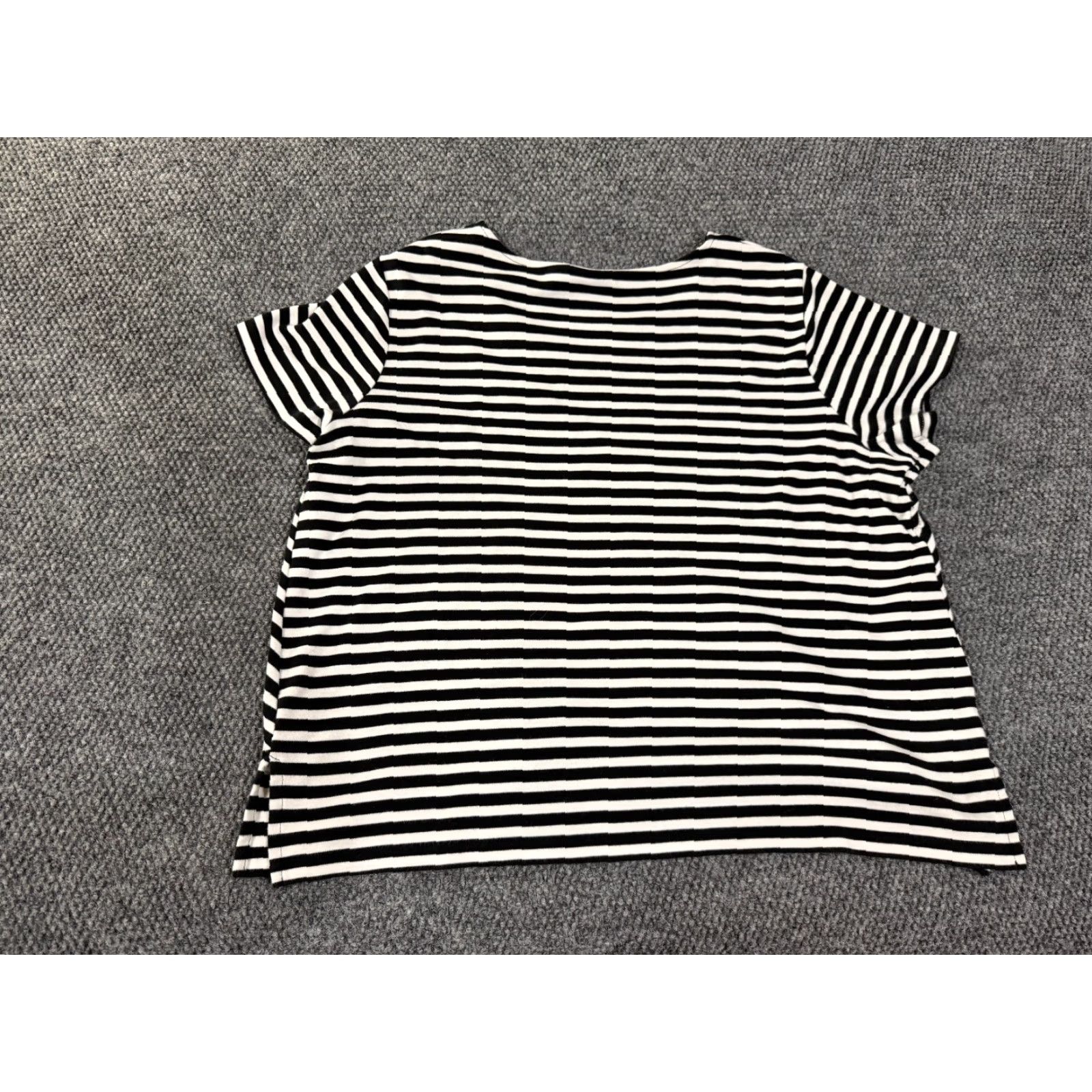 Vintage Alfred Dunner Women Pink? Black Striped Pullover Knit Blouse Casual 2X Short Sleeve Round Neck Regular Fit Cotton Polyester Size XXL / US 16-18 / IT 52-54 - 7 Thumbnail