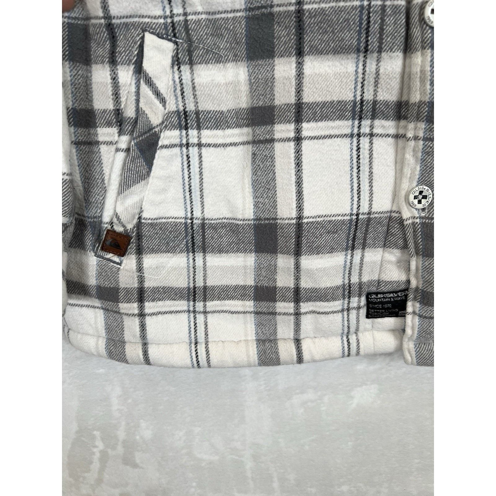 Quiksilver Vintage Quiksilver Flannel Button Up Sherpa Lined Jacket Siz Size US L / EU 52-54 / 3 - 6 Thumbnail