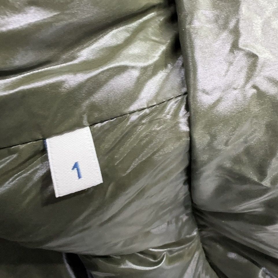 Moncler Moncler 2018 Montriond down puffer jacket Size US S / EU 44-46 / 1 - 5 Thumbnail