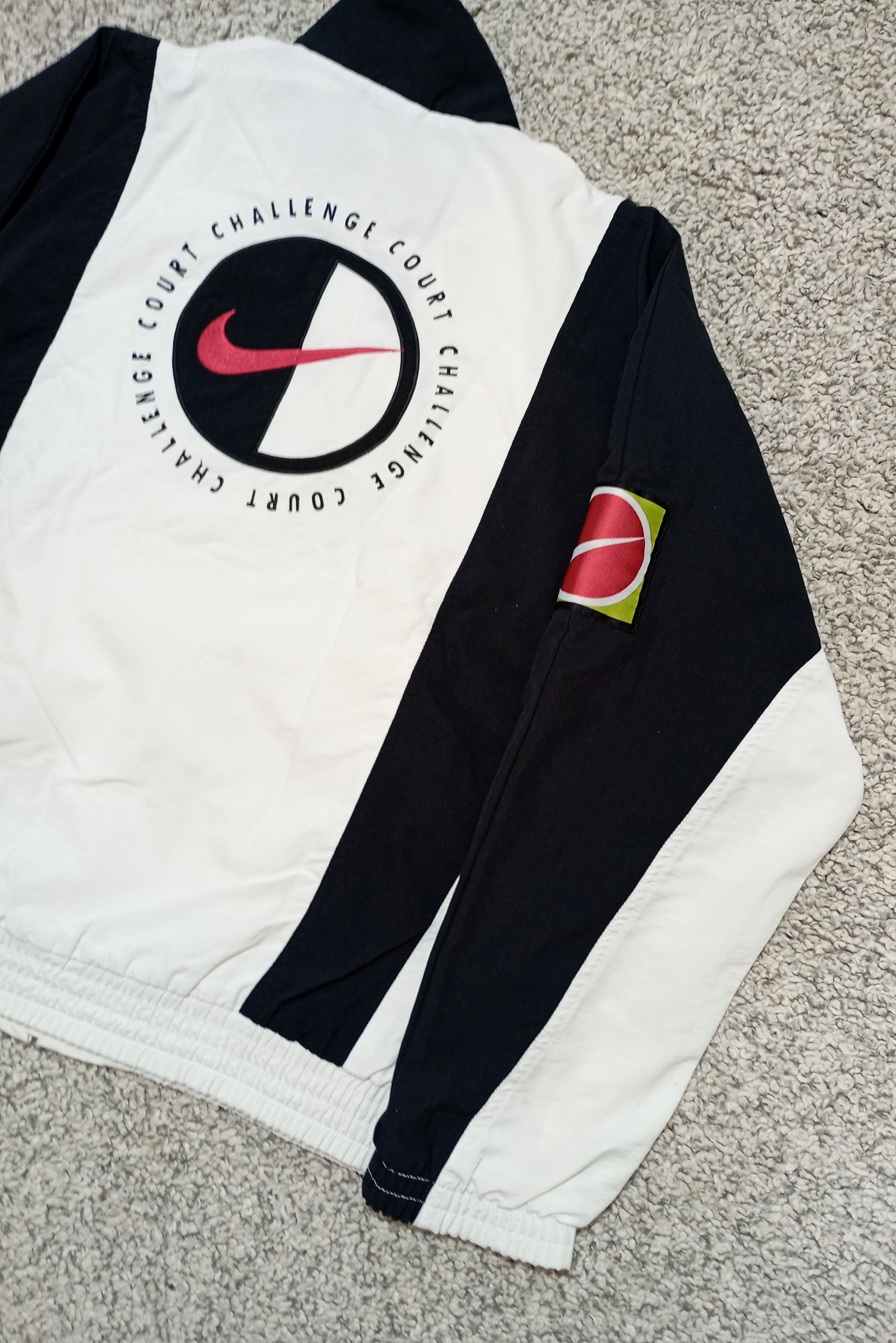 Nike Vintage Nike Challenge Court Jacket Andre Agassi Windbreaker Size US S / EU 44-46 / 1 - 2 Thumbnail