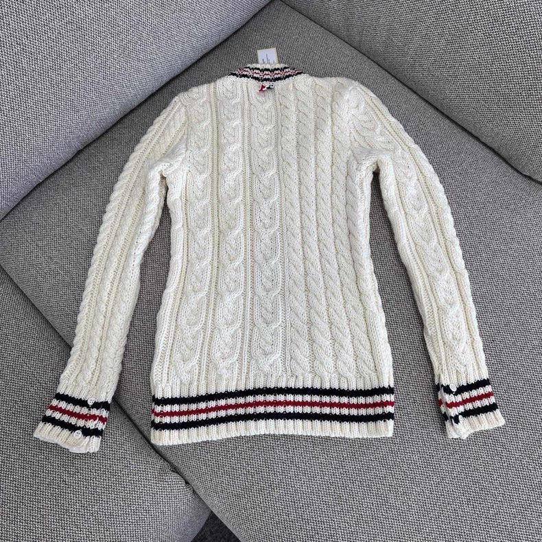 Thom Browne Thom Browne V-neck knit cardigan Size US XXS / EU 40 - 2 Thumbnail