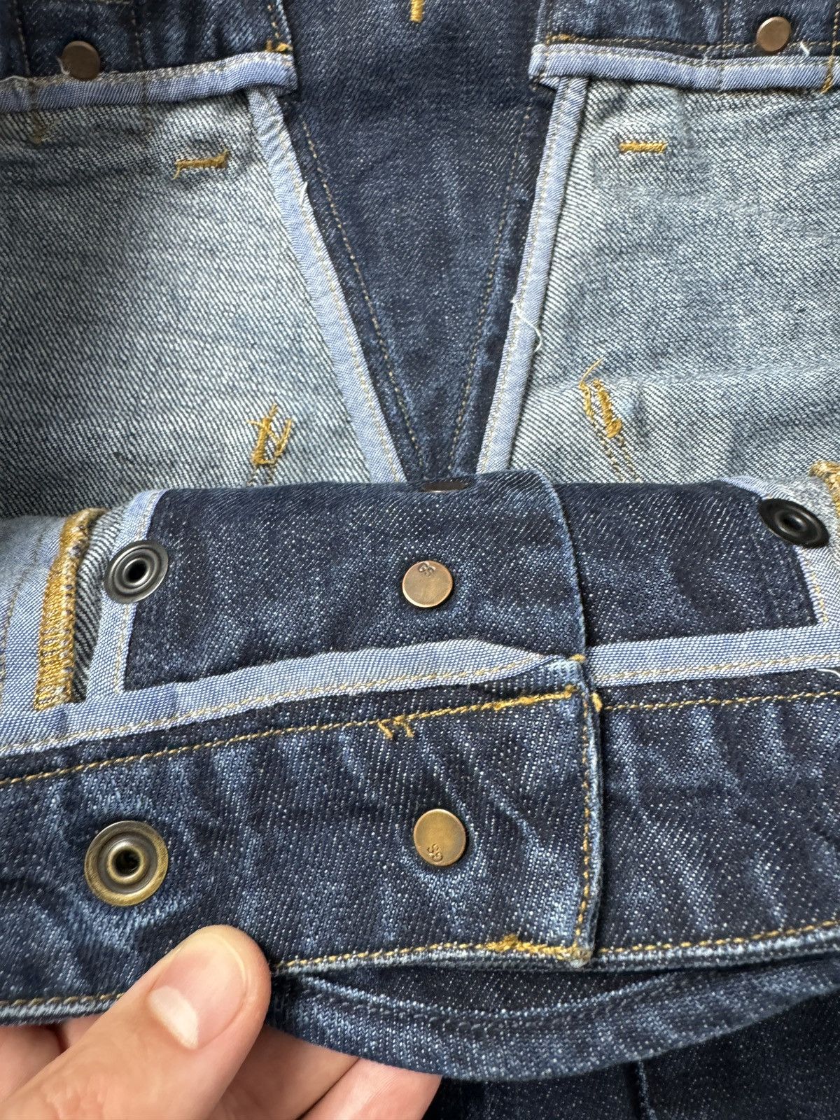 G-Star G-Star Raw KHM Loose selvedge buckle back heavy jeans Size US 34 / EU 50 - 12 Thumbnail