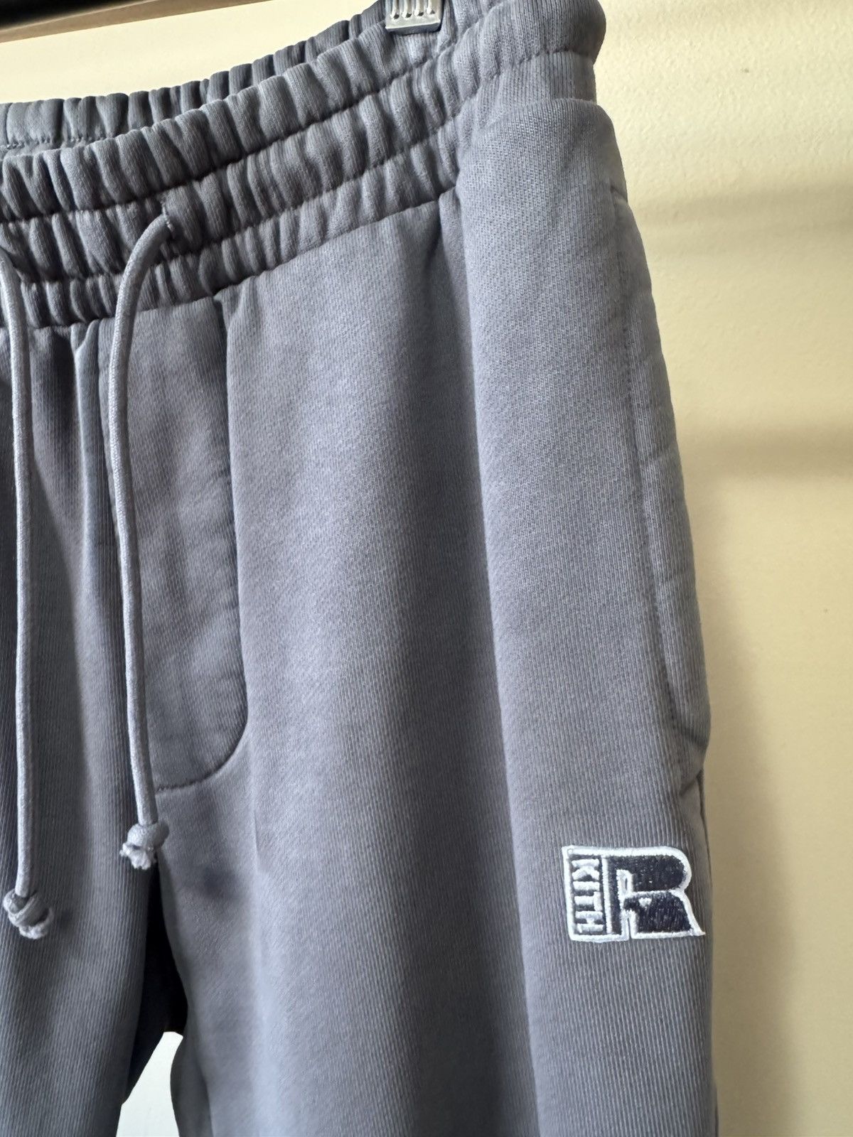 Kith × Russell Athletic Kith Russel Athletic Williams Sweatpant Torpedo Size US 29 - 3 Thumbnail