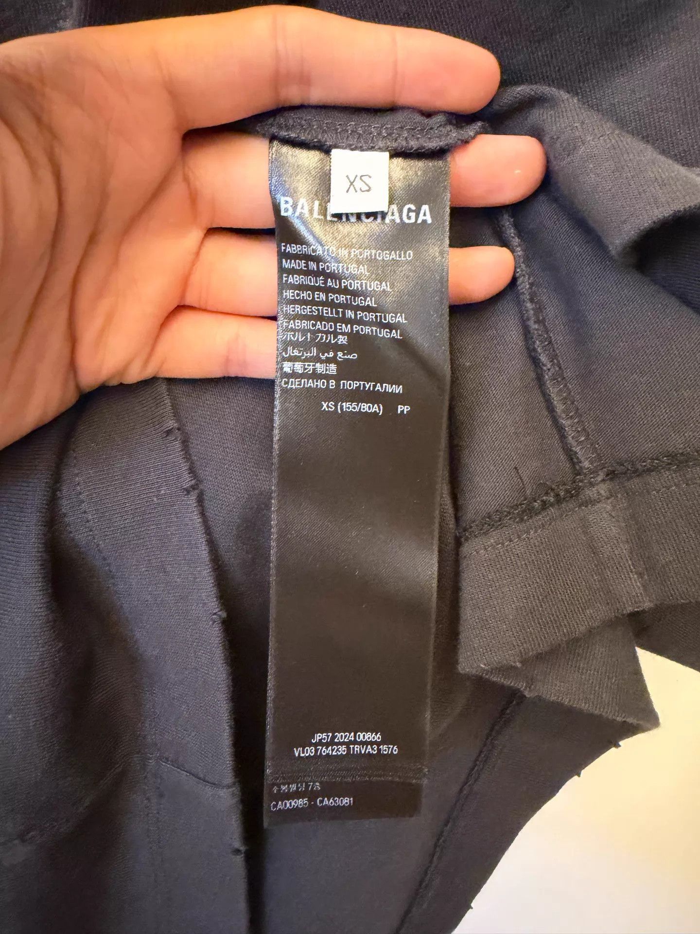 Balenciaga BALENCIAGA Women's Black XS Print Crew Short Sleeve Tee NWOT Size XS / US 0-2 / IT 36-38 - 4 Thumbnail