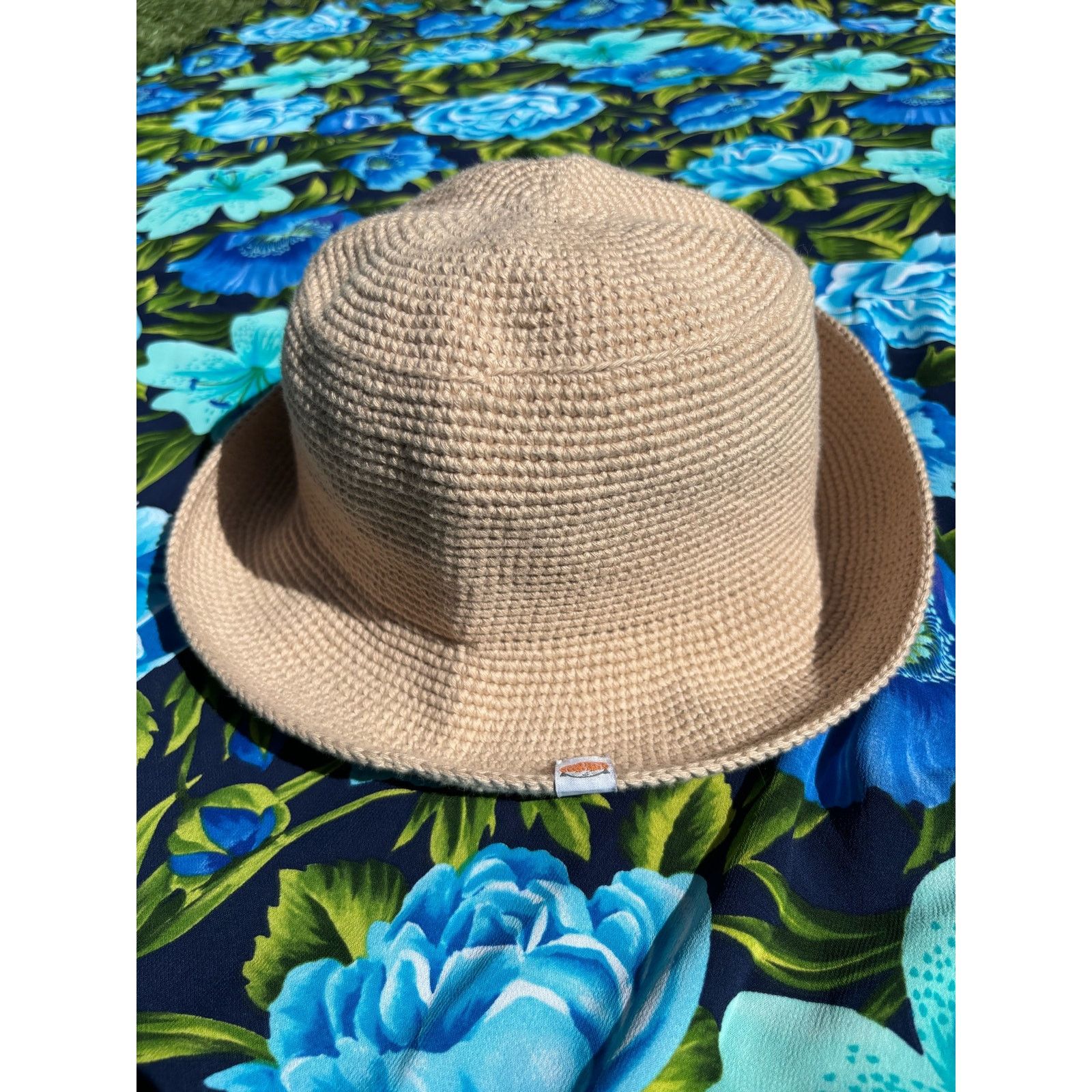 & Other Stories Shxt That Knit Beige Bucket Hat Size ONE SIZE - 1 Thumbnail
