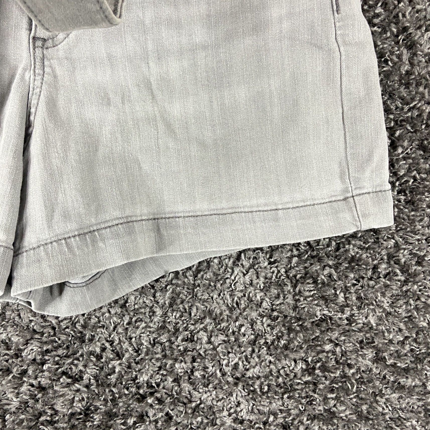 Banana Republic Banana Republic Denim Shorts Women's 8 Gray Belted Size 30" / US 8 / IT 44 - 2 Thumbnail