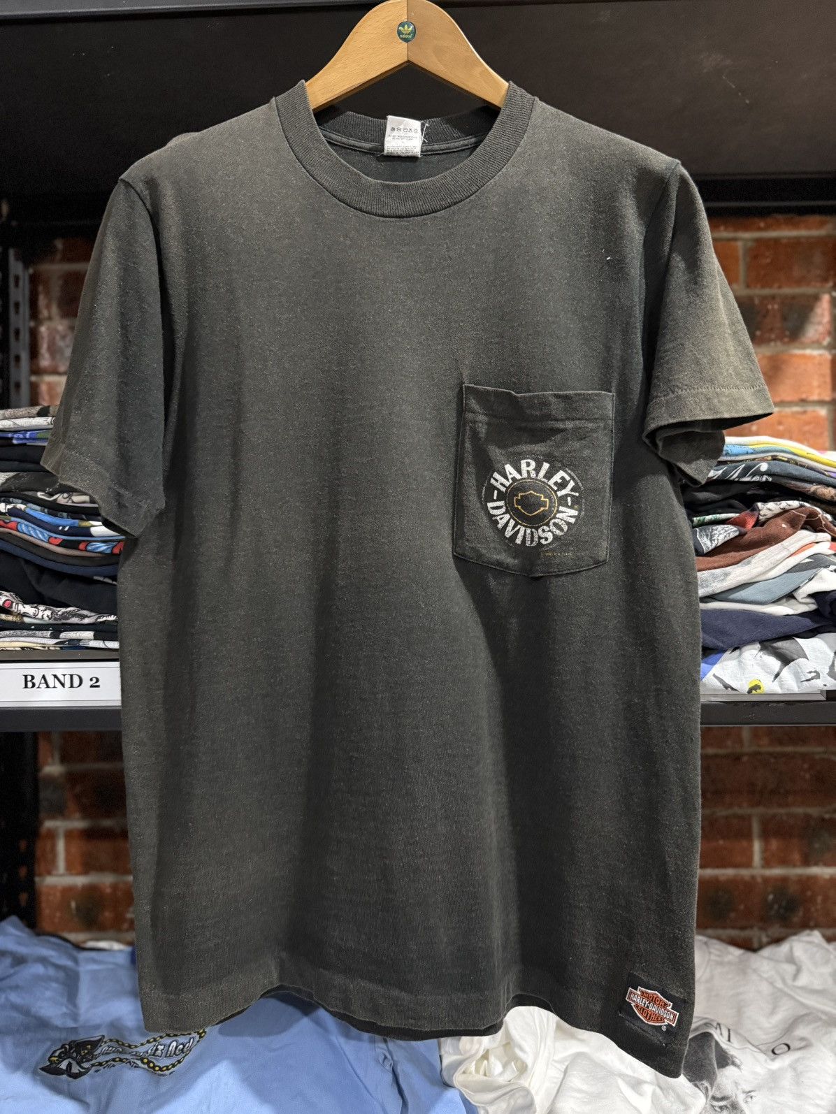 Anvil × Harley Davidson × Vintage Thrashed Vintage 90sHarley Davidson Pocket Sun Faded Anvil T Size US M / EU 48-50 / 2 - 3 Thumbnail