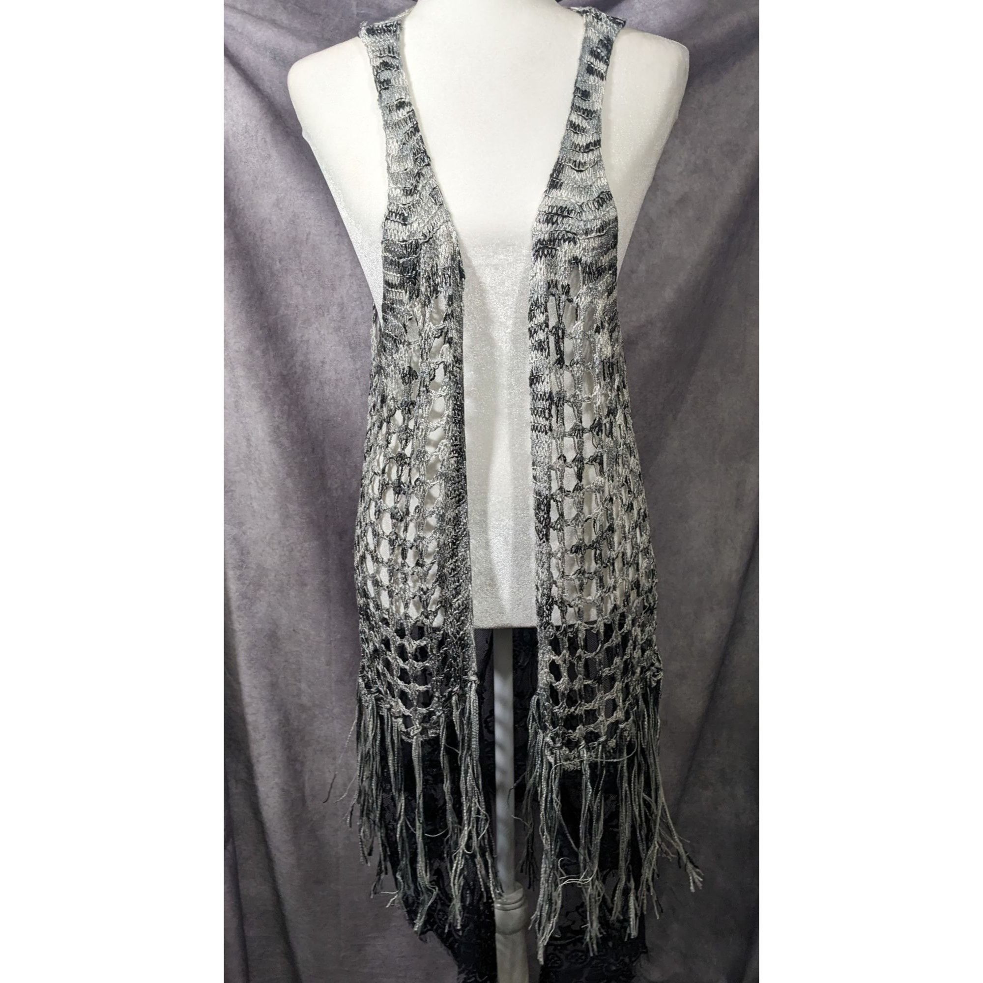 Other And'Or Knit Crochet Fringe Vest With Lace Details Size S/M Size S / US 4 / IT 40 - 8 Thumbnail