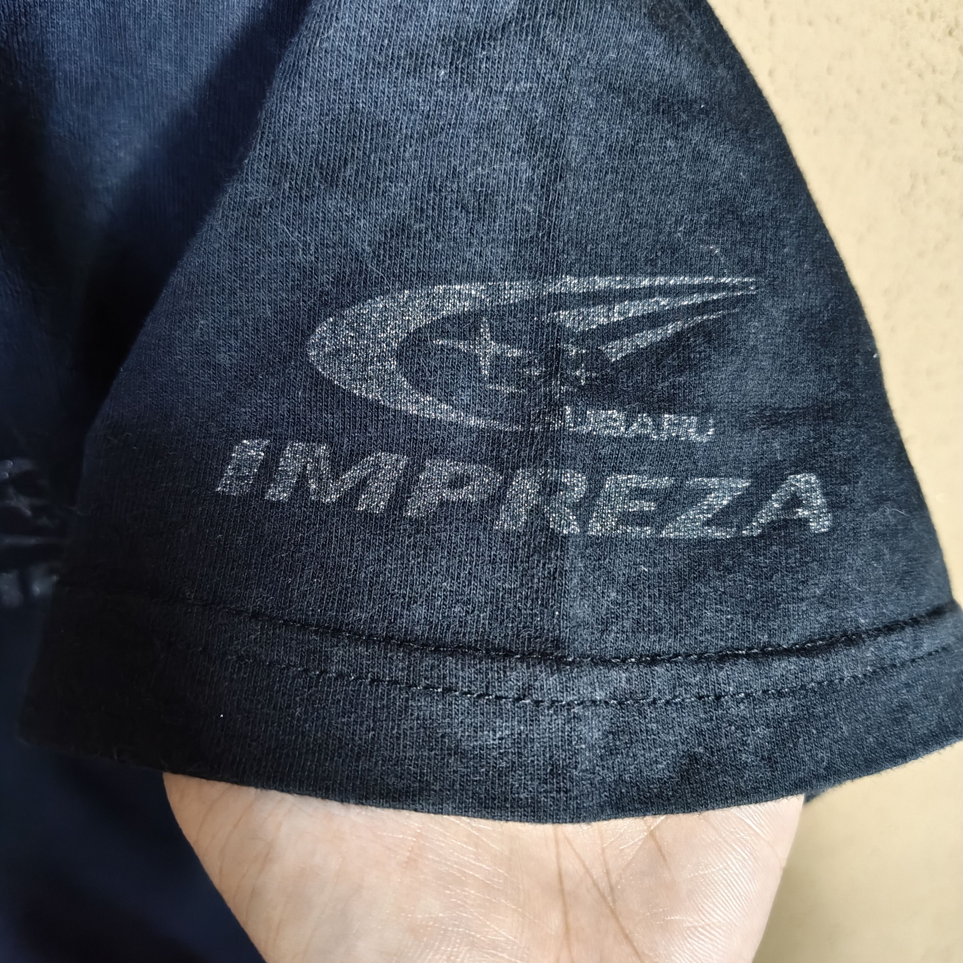 Vintage Vintage Y2K SUBARU IMPREZA Backhit Tshirt Size US M / EU 48-50 / 2 - 4 Thumbnail