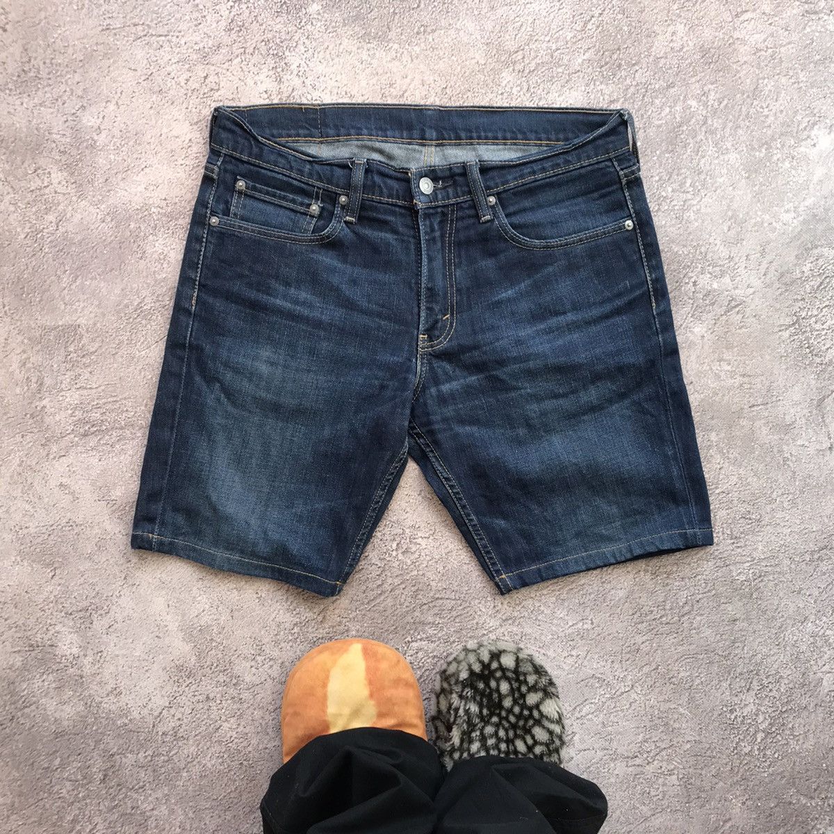 Vintage Vintage Levis Y2K Relaxed Denim Shorts Streetwear Logo 32 Size US 32 / EU 48 - 3 Thumbnail