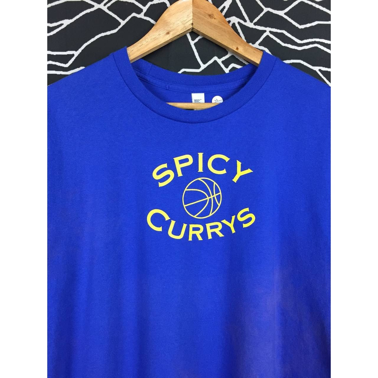 American Apparel Spicy Currys Hoopfest 2017 Steph Curry Basketball Parody Tee Size US L / EU 52-54 / 3 - 3 Thumbnail