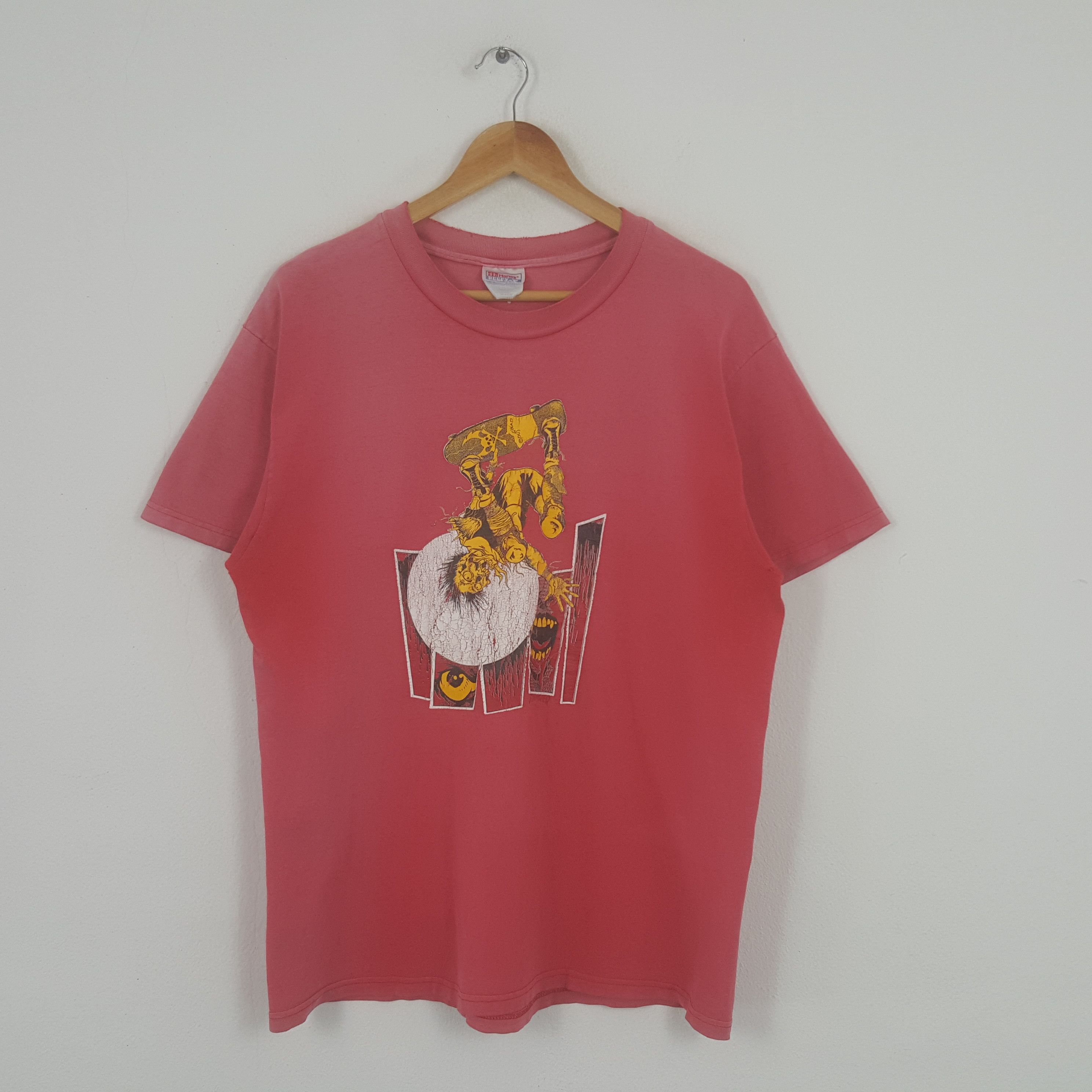 Thrasher × Vintage Vintage Thrasher Skateboard Style Faded Tshirt Size US L / EU 52-54 / 3 - 1 Thumbnail