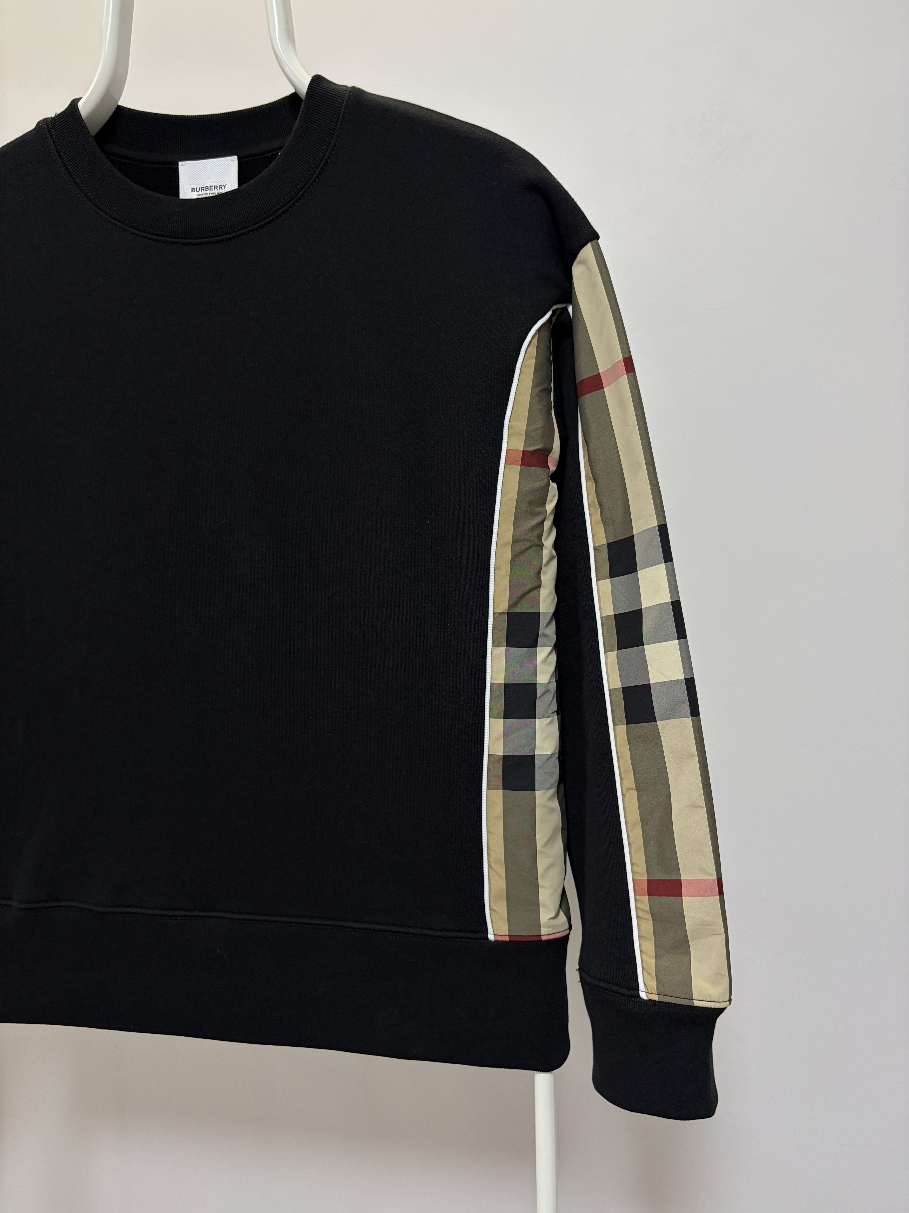 Burberry BURBERRY Sweatshirt Check Panel Nova Crewneck Kids 12Y 152cm Size US XS / EU 42 / 0 - 10 Thumbnail