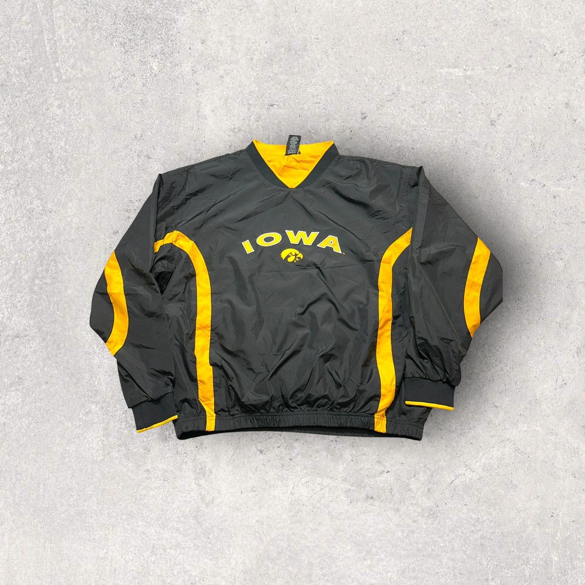 Starter Vintage Iowa Hawkeyes windbreaker Size US XL / EU 56 / 4 - 1 Thumbnail