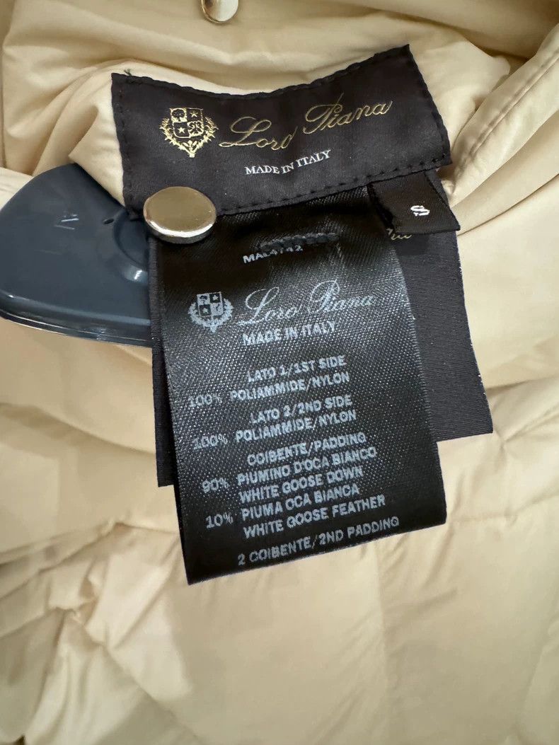Loro Piana LORO PIANA The lady's warm down jacket can be worn by both Size S / US 4 / IT 40 - 9 Thumbnail