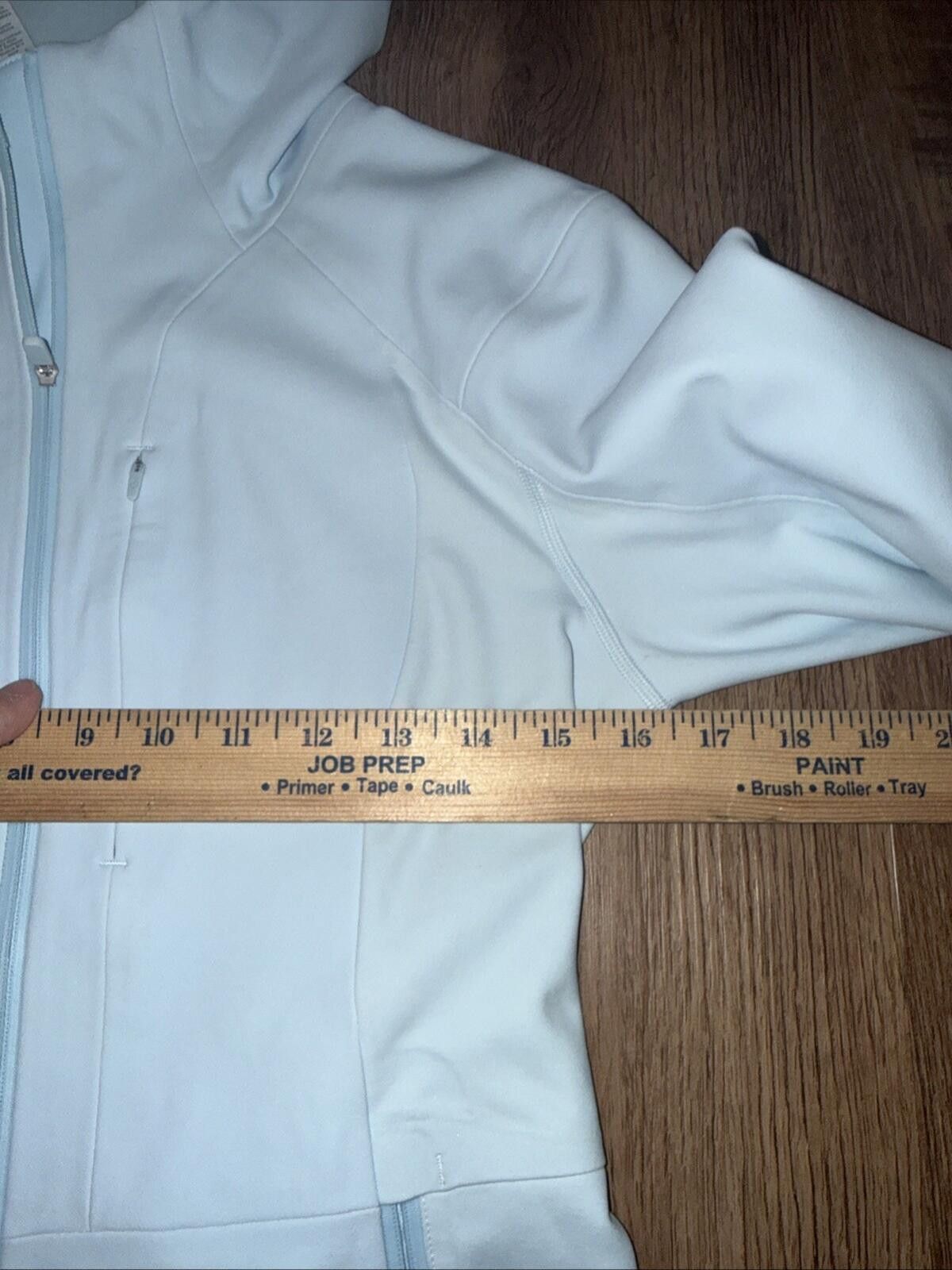Lululemon Lululemon Cross Chill Jacket RepelShell size 6 Sheer Blue Size M / US 6-8 / IT 42-44 - 9 Thumbnail