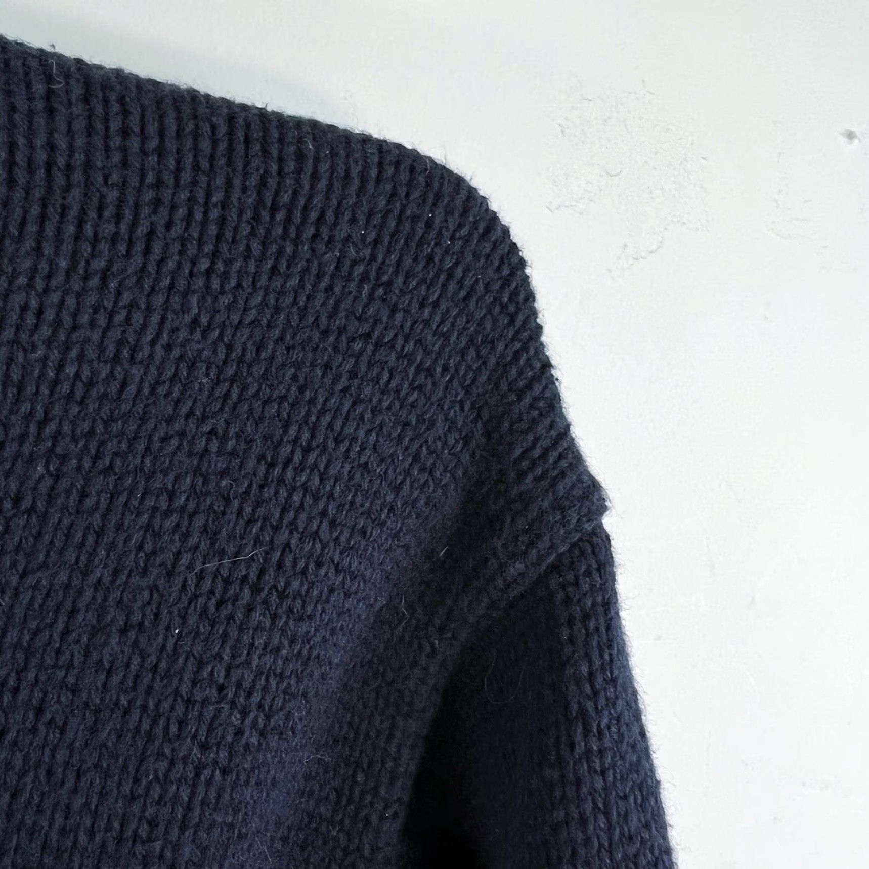 Vintage L.L. Bean Cashmere V-Neck Sweater Men's Size L Blue Classic Pullover Long Sleeve Machine Washable Size US L / EU 52-54 / 3 - 2 Thumbnail