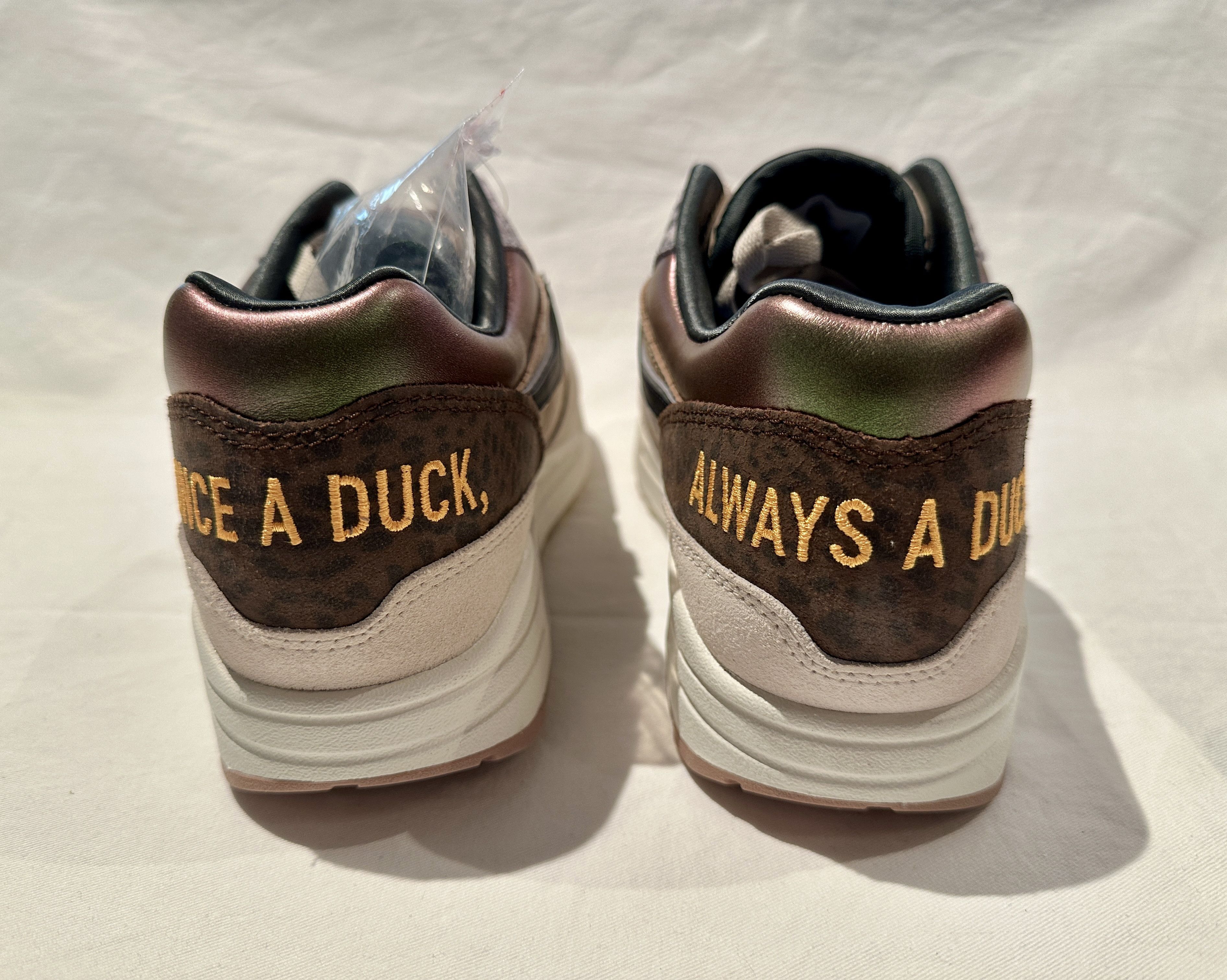 Nike BRAND NEW NIKE AIR MAX 1 '87 PRE ‘University of Oregon’ SZ11 Size US 11 / EU 44 - 1 Thumbnail