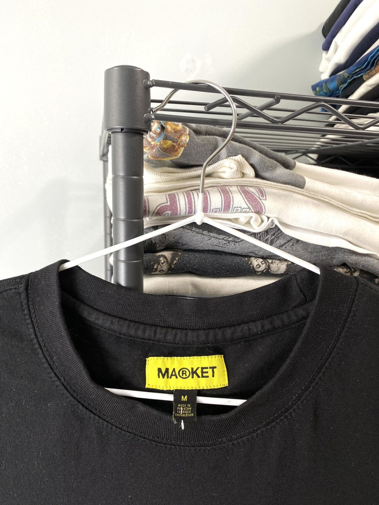 Band Tees Alien Chinatown Market T Shirt Size US M / EU 48-50 / 2 - 5 Thumbnail