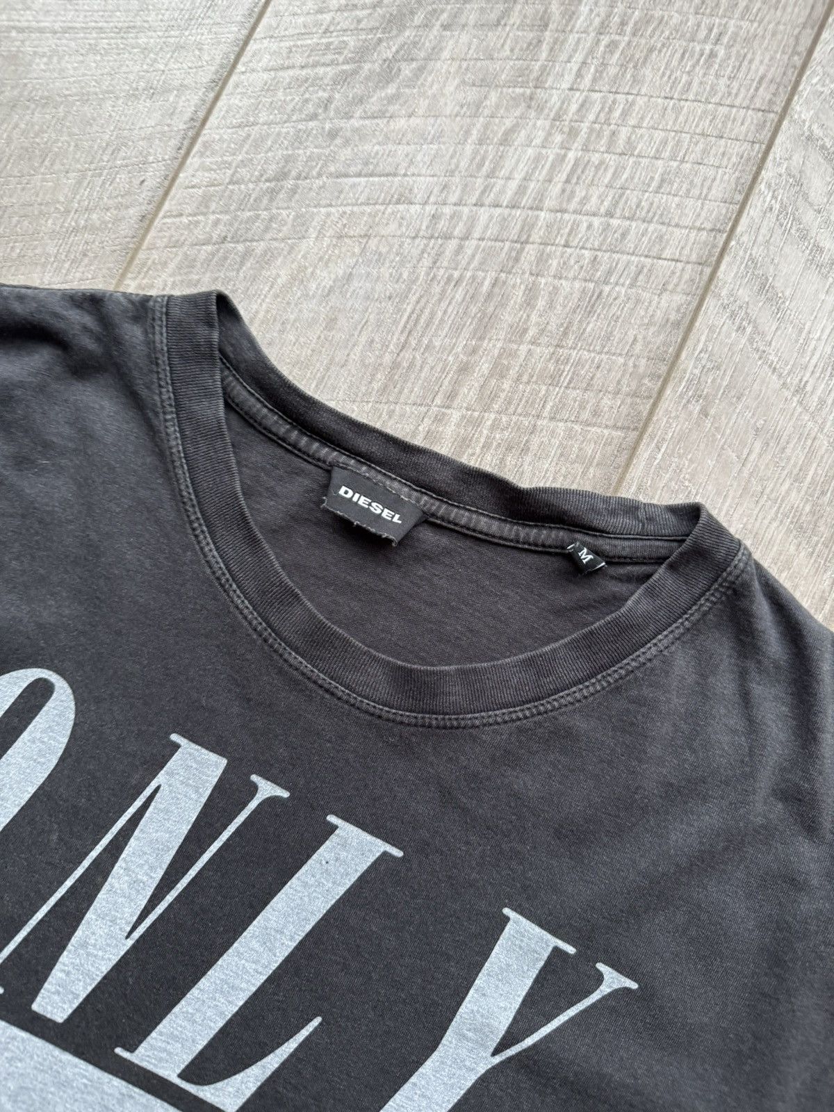 Diesel Diesel Theater Rhythm Disorder Tee y2k opium style Size US M / EU 48-50 / 2 - 4 Thumbnail