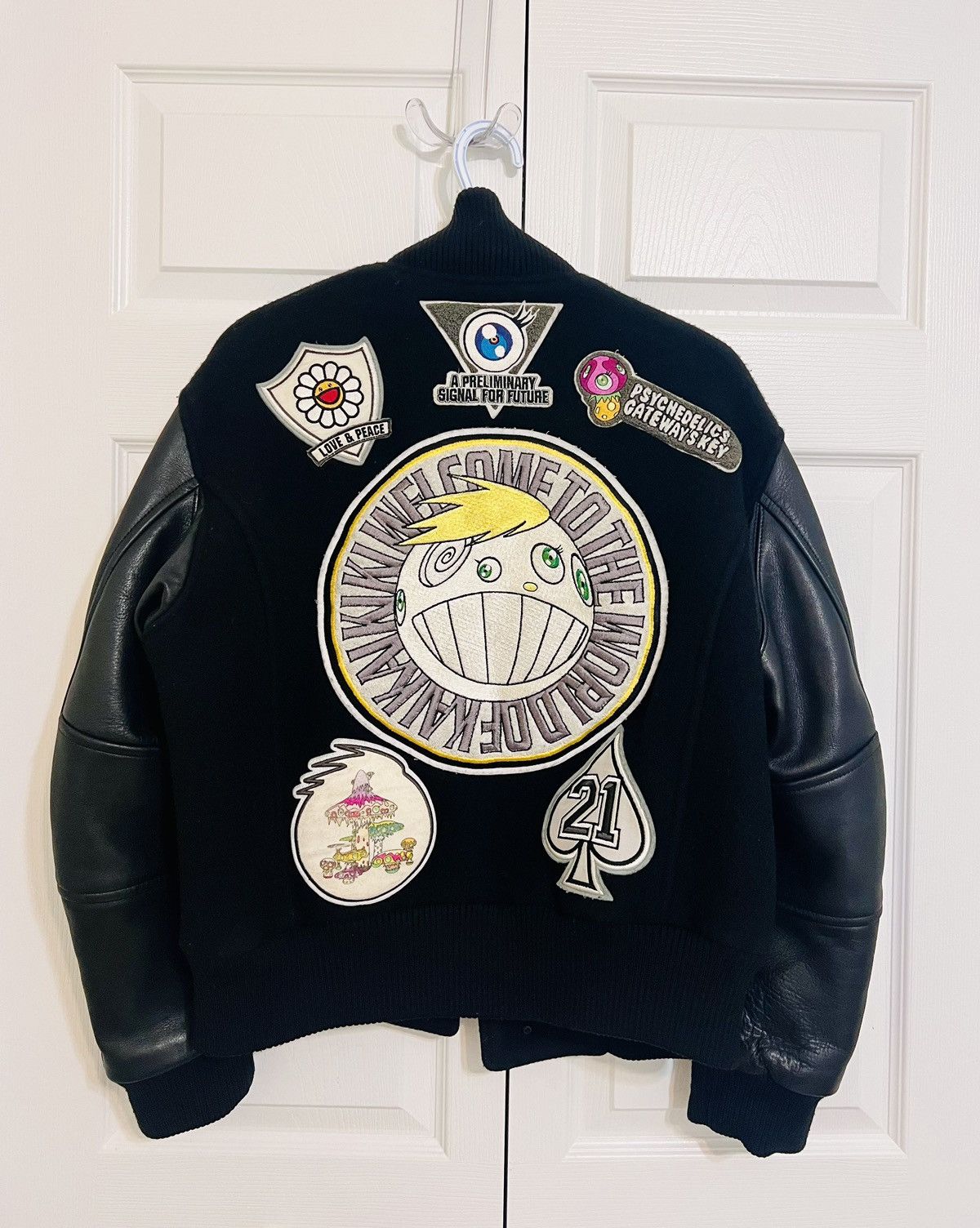 Takashi Murakami Takashi Murakami +44 Metamorphosis Bomber