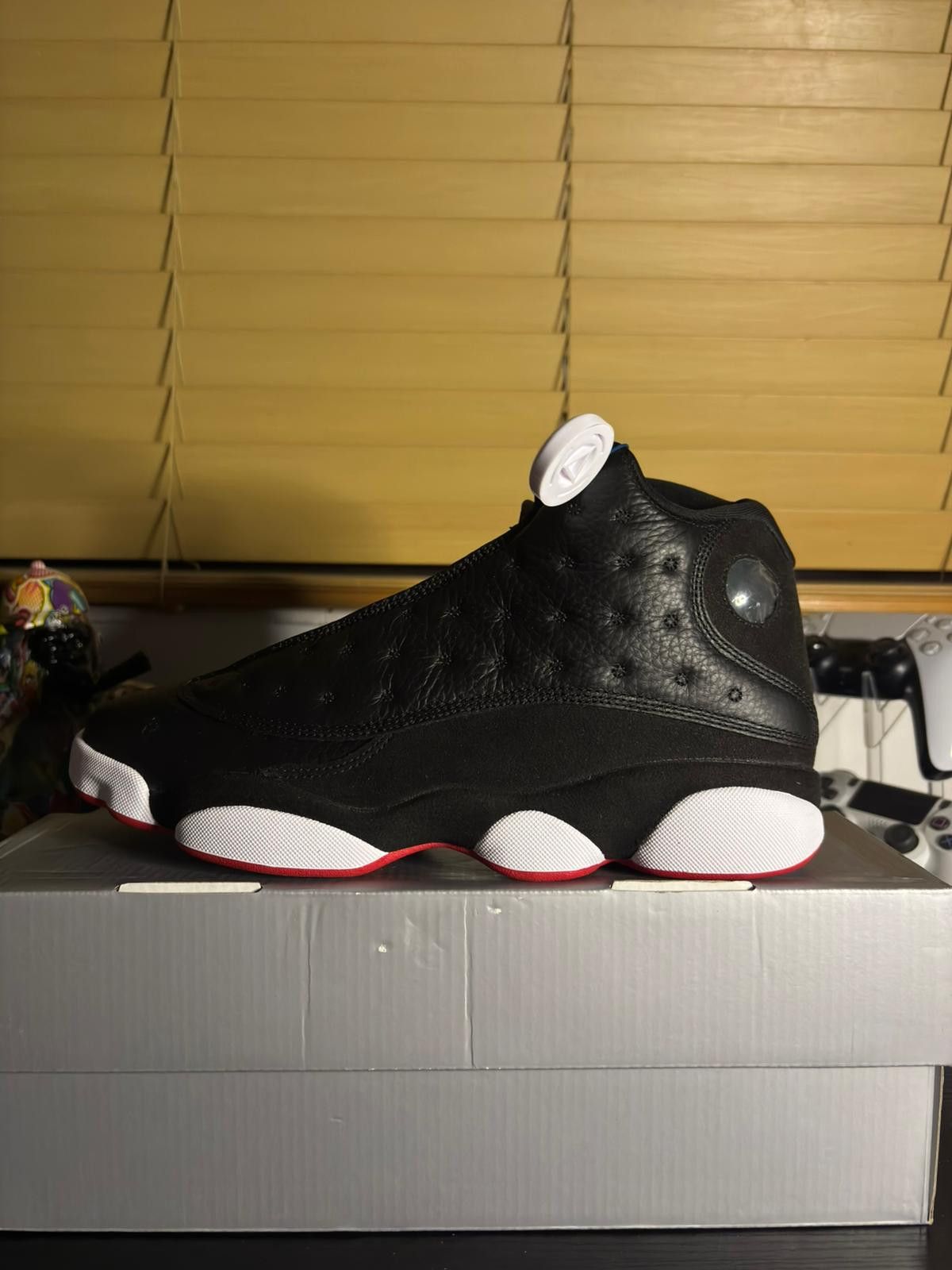 Jordan Brand Nike Air Jordan 13 Retro "Playoffs" Size US 11 / EU 44 - 2 Thumbnail