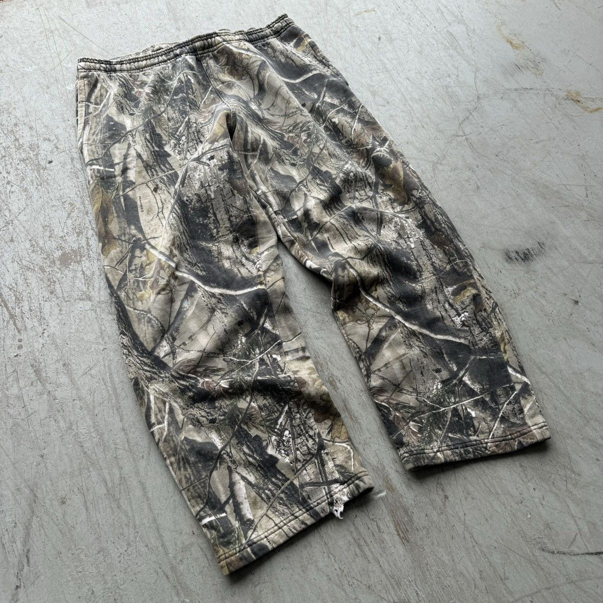 Realtree × Vintage Vintage Real Tree Camo Essential Cotton Sweatpants Sz M Size US 34 / EU 50 - 2 Thumbnail