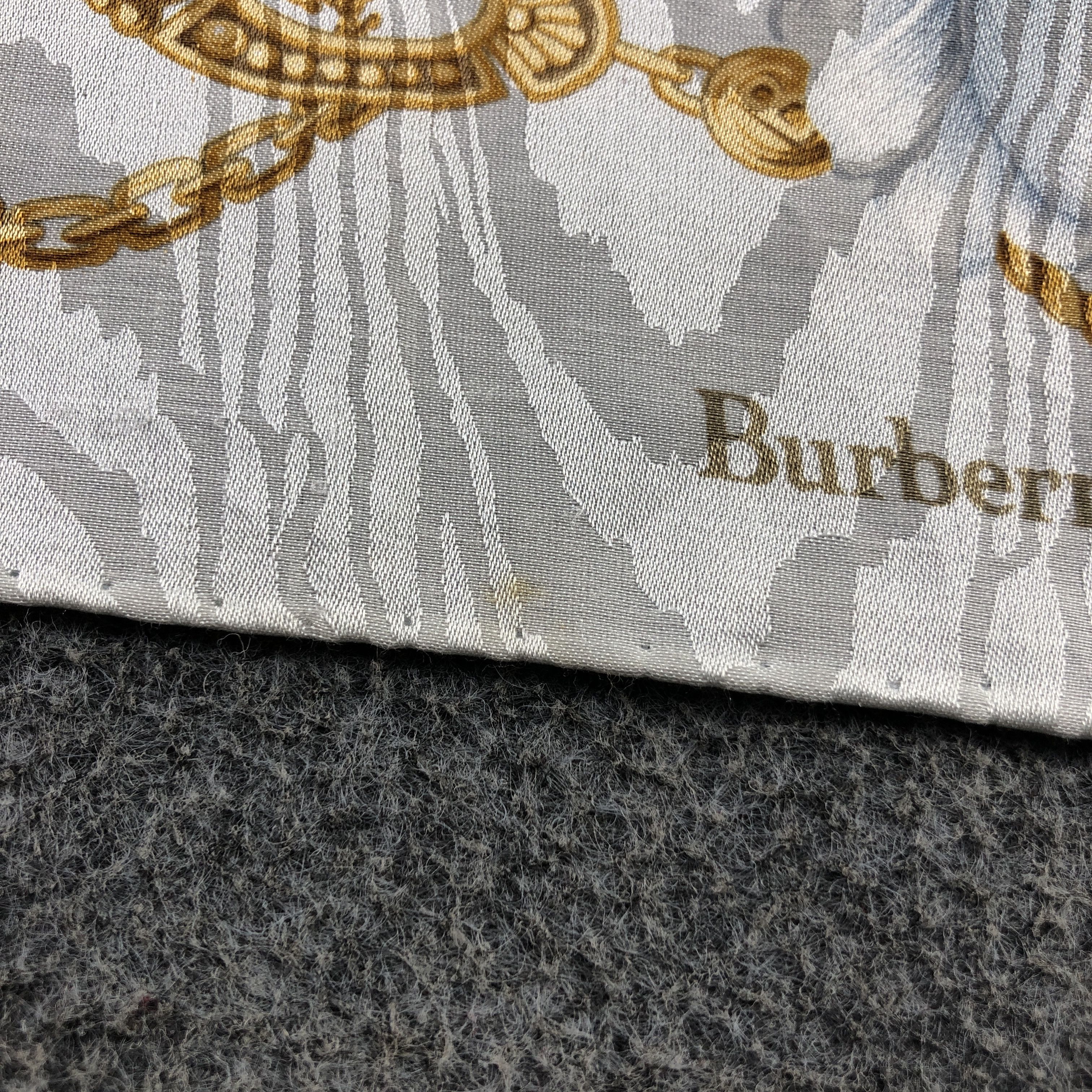 Burberry Burberry Floral Handkerchief Neckerchief Bandana H2730 Size ONE SIZE - 7 Thumbnail