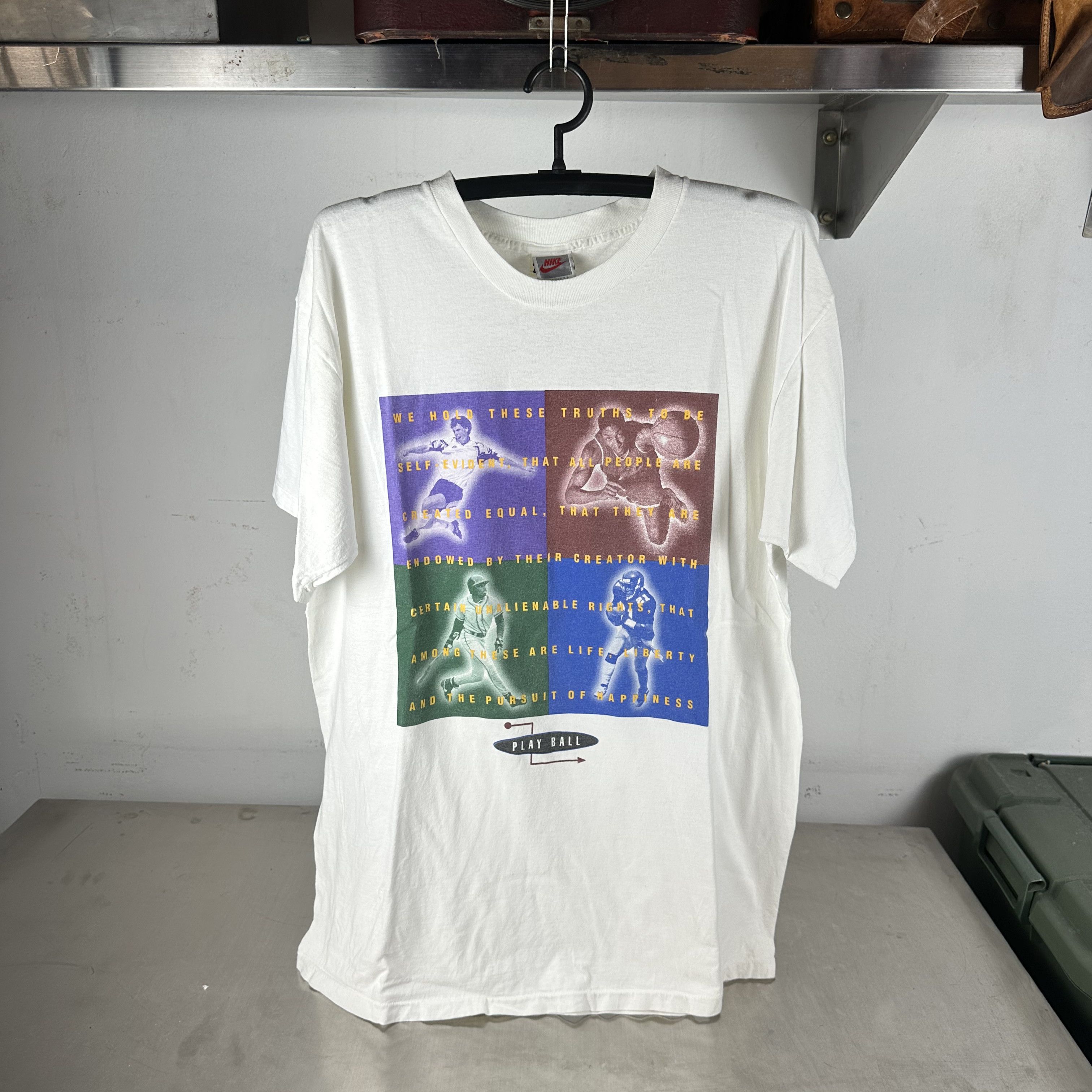 Vintage Nike Play Ball Know Your Rights Life Liberty Happiness Tee Size US L / EU 52-54 / 3 - 1 Thumbnail