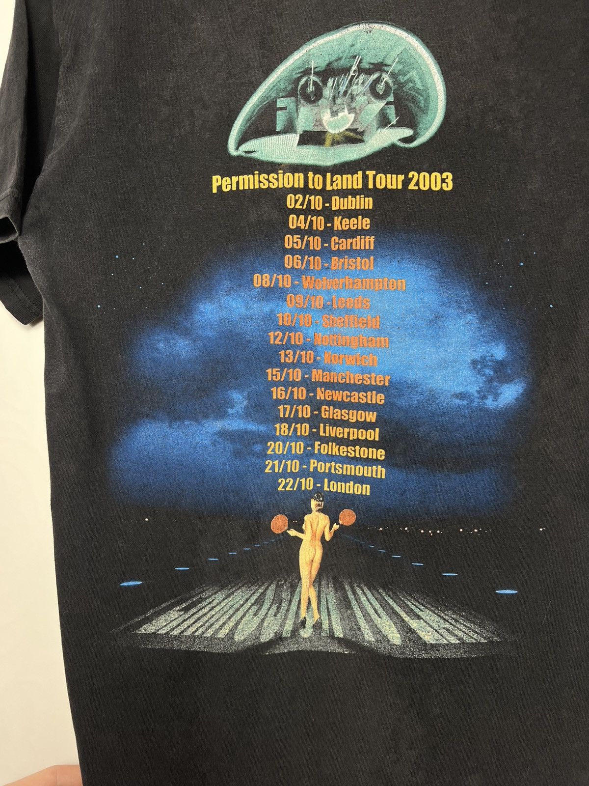Band Tees Vintage 2004 The Darkness Permission to Land Tour Size US S / EU 44-46 / 1 - 10 Thumbnail