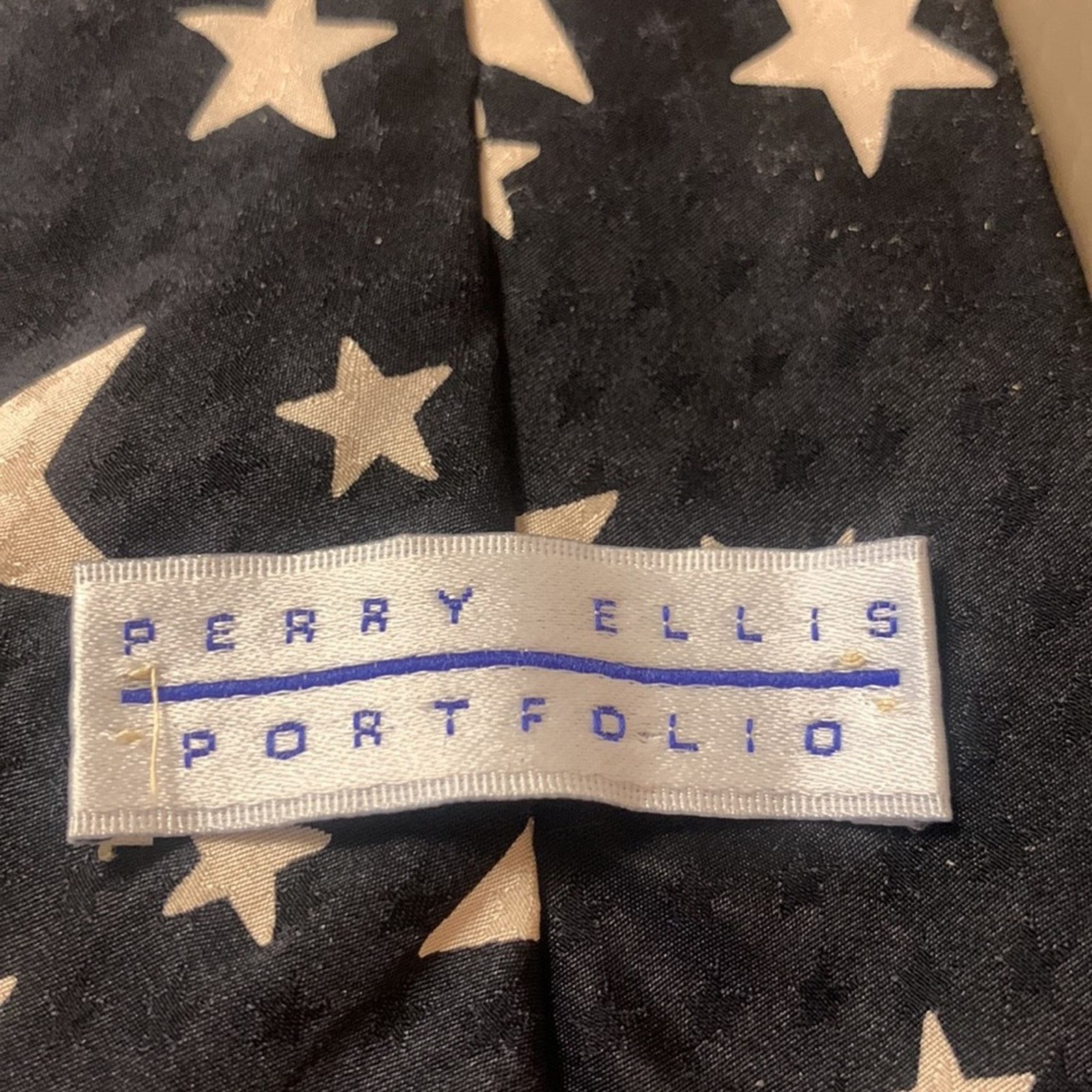 Perry Ellis 80’s Perry Ellis Portfolio bold graphic stars silk necktie Size ONE SIZE - 5 Thumbnail