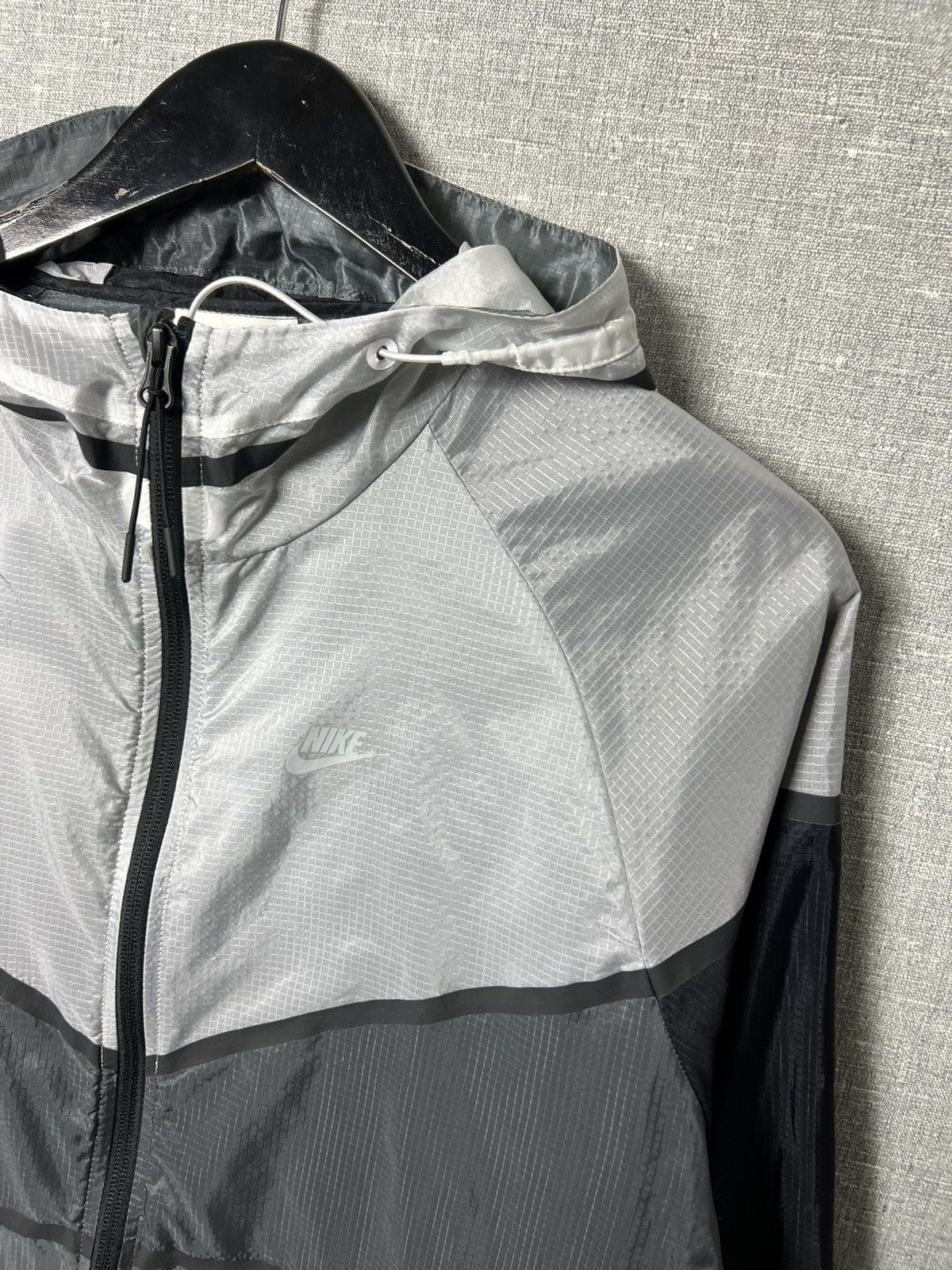 Fragment Design × Nike Rare NIKE Lab Fragment Design Tech Windrunner Jacket Size US M / EU 48-50 / 2 - 5 Thumbnail