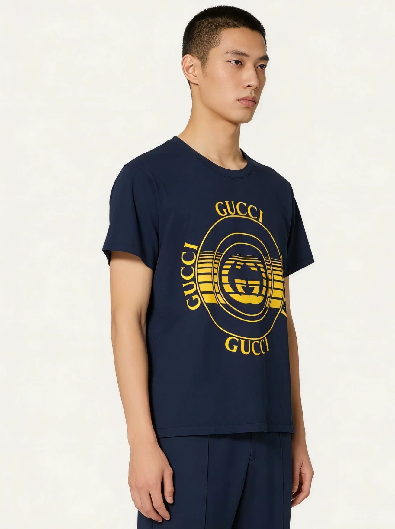 Gucci Blue Short-Sleeve Graphic T-Shirt Size L Size US L / EU 52-54 / 3 - 1 Thumbnail