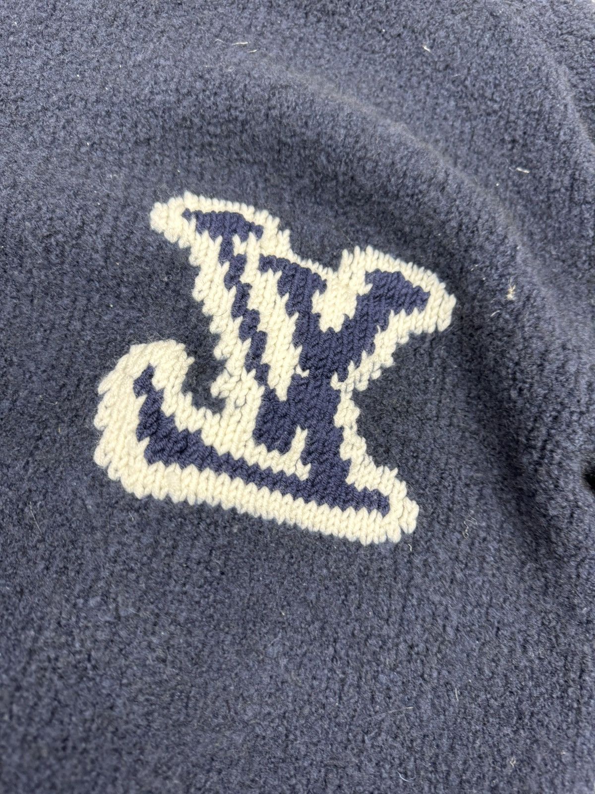Louis Vuitton Louis Vuitton Cashmere knitted sweater Size US M / EU 48-50 / 2 - 2 Thumbnail