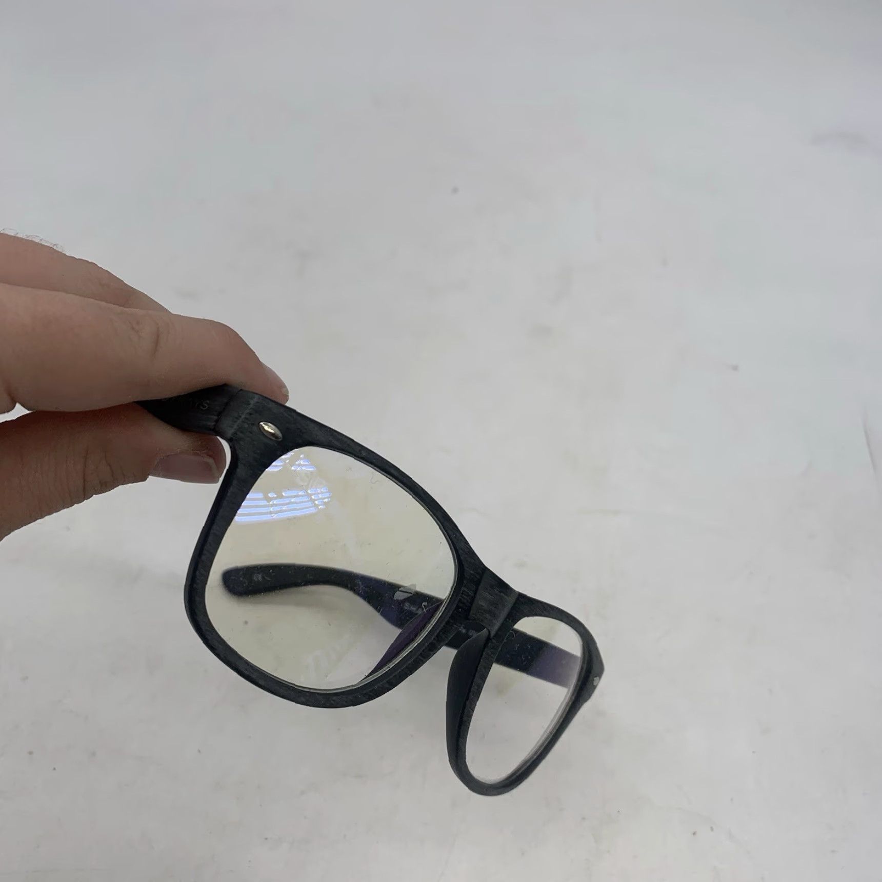 Vintage Shady Rays Blue Light Blockers Classic Black Timber Glasses Unisex One Size Sunglasses UV400 Glass Lens Lightly Tinted/Smoked Black Frame Men Size ONE SIZE - 3 Thumbnail
