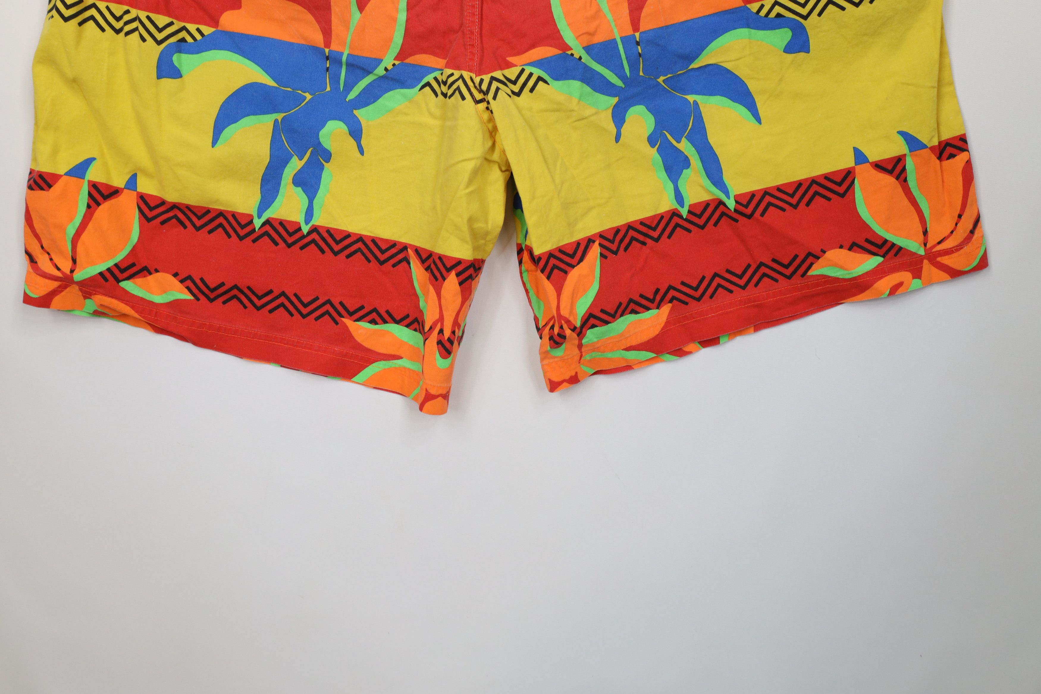 Ocean Pacific Vintage 90s Ocean Pacific Kahlina Abstract Surf Shorts Size US 38 / EU 54 - 15 Thumbnail