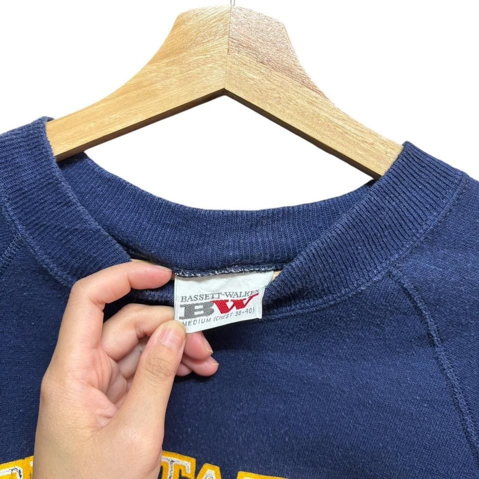 Vintage Vintage Mountaineer football sweatshirt size: M Size US M / EU 48-50 / 2 - 3 Thumbnail
