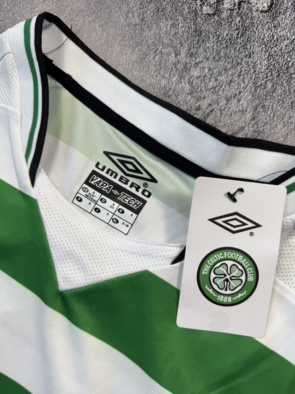 Umbro Celtic FC 2001-03 Home Jersey — Larsson #7 Size US S / EU 44-46 / 1 - 7 Thumbnail