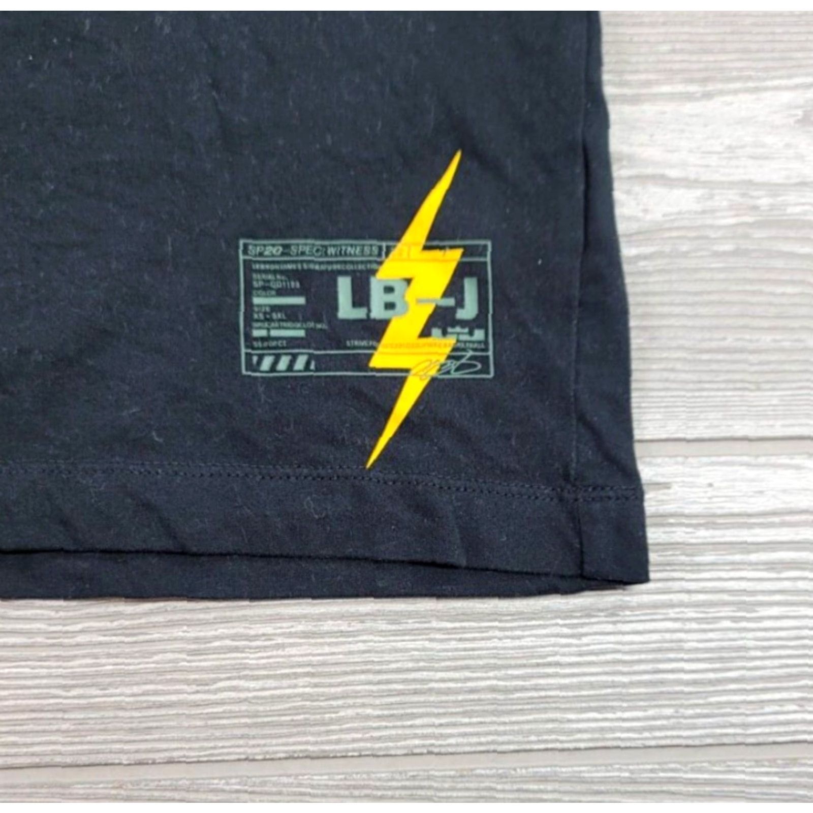 Nike VINTAGE Nike Dri-fit LeBron "King Me" Men's Basketball T-shirt Black Short Sleeve Sz L Size US L / EU 52-54 / 3 - 3 Thumbnail