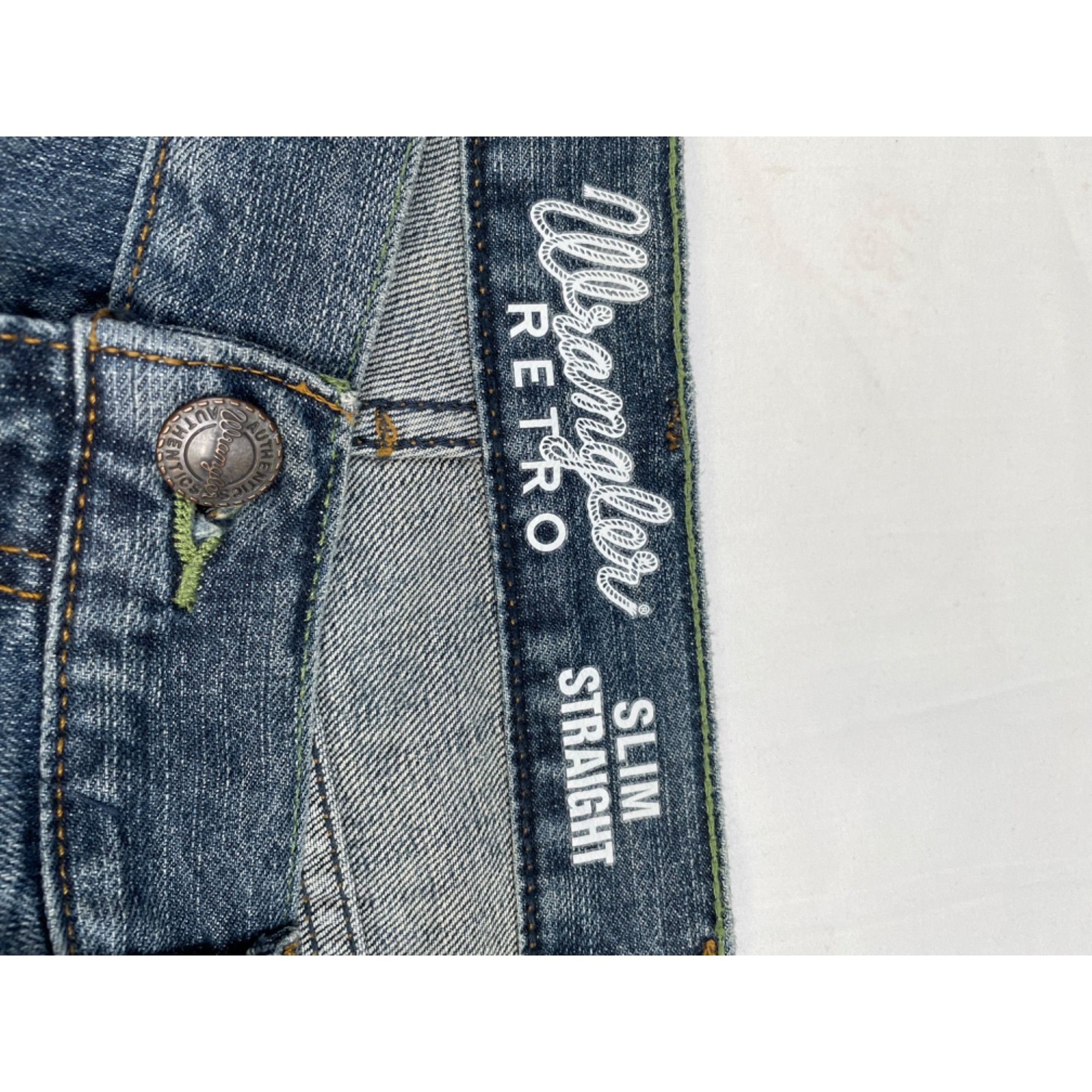 Wrangler Wrangler Men's Blue Jeans Slim Straight 36 x 34 SKU 4575 Size US 36 / EU 52 - 3 Thumbnail