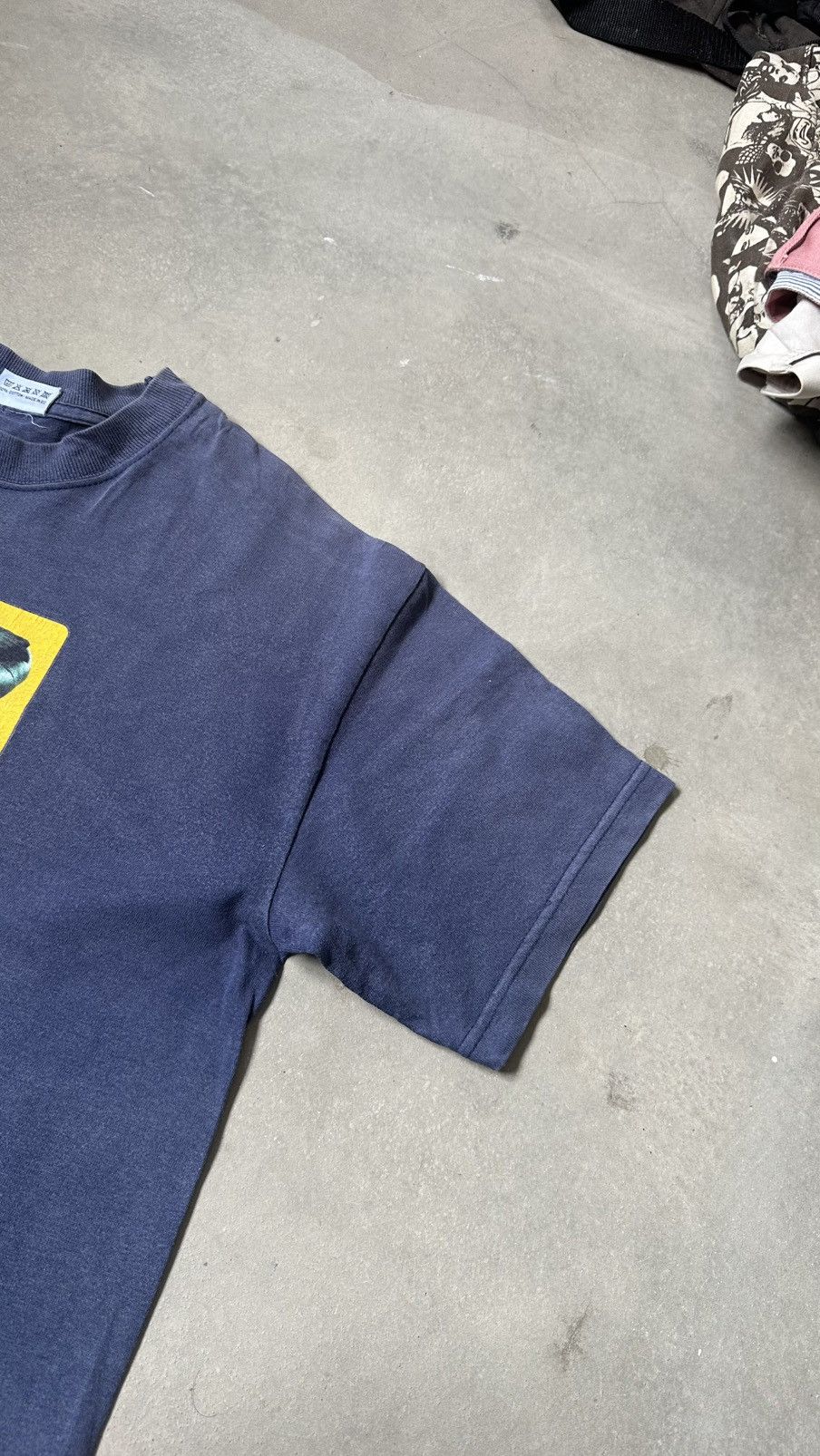 Vintage VINTAGE 90S SCIENCE LONDON FRONT SOFA ART TEE Size US M / EU 48-50 / 2 - 3 Thumbnail