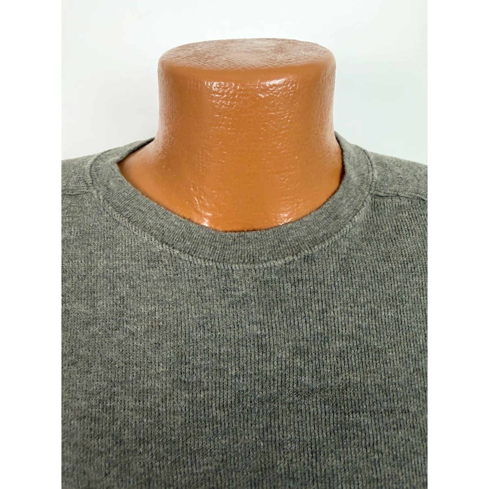 Banana Republic VINTAGE Banana Republic Men M Medium Gray Cotton Heavyweight Crew Neck Knit T-Shirt 90s Y2K Minimal Hipster Preppy Solid Shirt Size US M / EU 48-50 / 2 - 5 Thumbnail