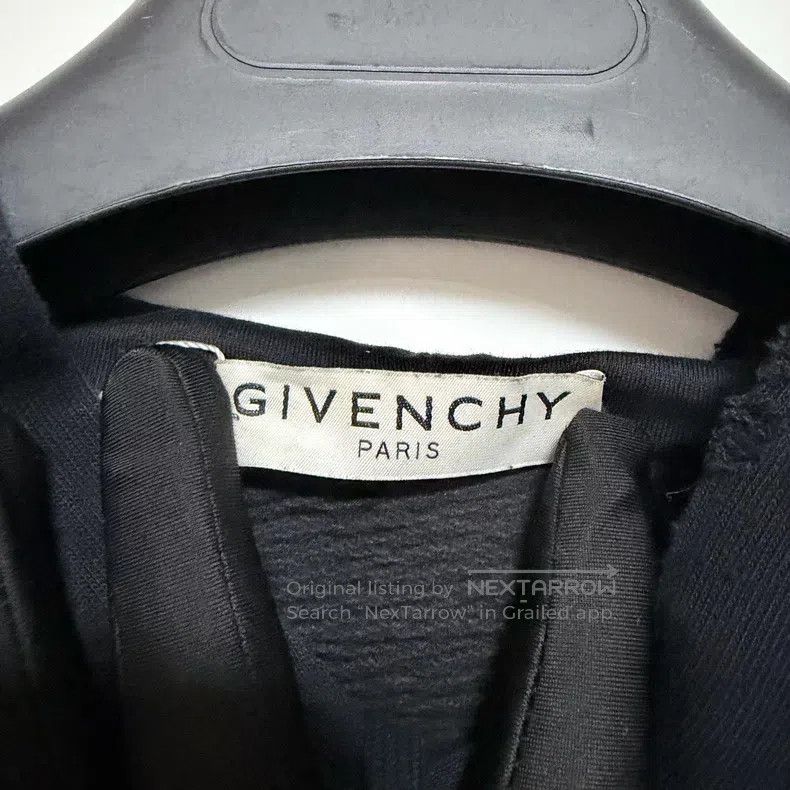 Givenchy Givenchy Metal Hole Vintage Oversized Hoodie Sweatshirt Size US M / EU 48-50 / 2 - 3 Thumbnail