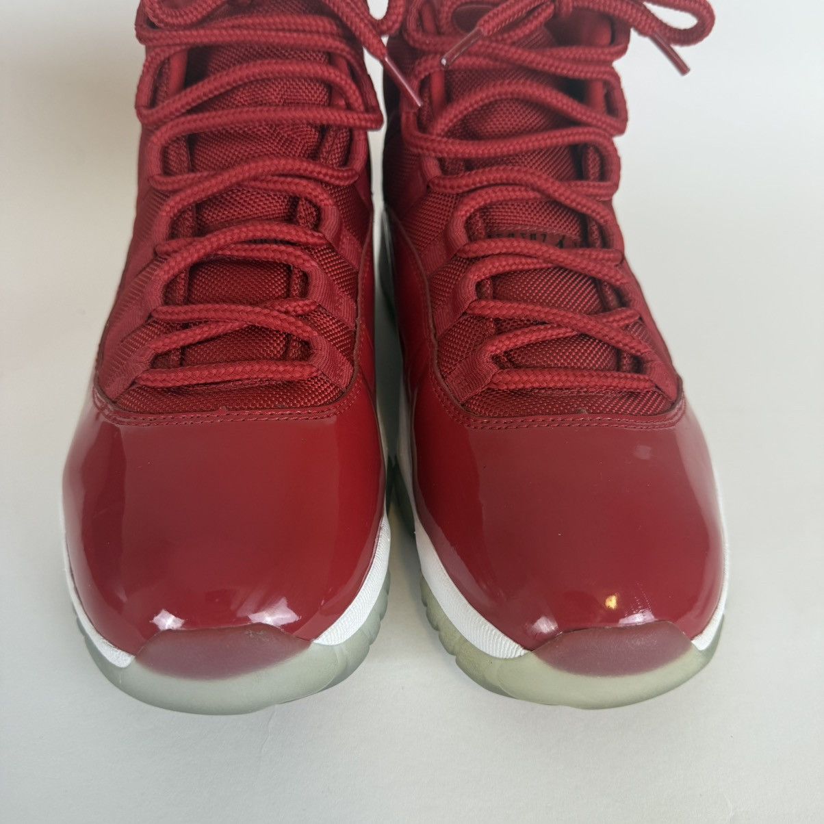 Jordan Brand × Nike Size 10.5-Jordan 11 Win Like ‘96 LIGHTLY WORN red white Size US 10.5 / EU 43-44 - 4 Thumbnail