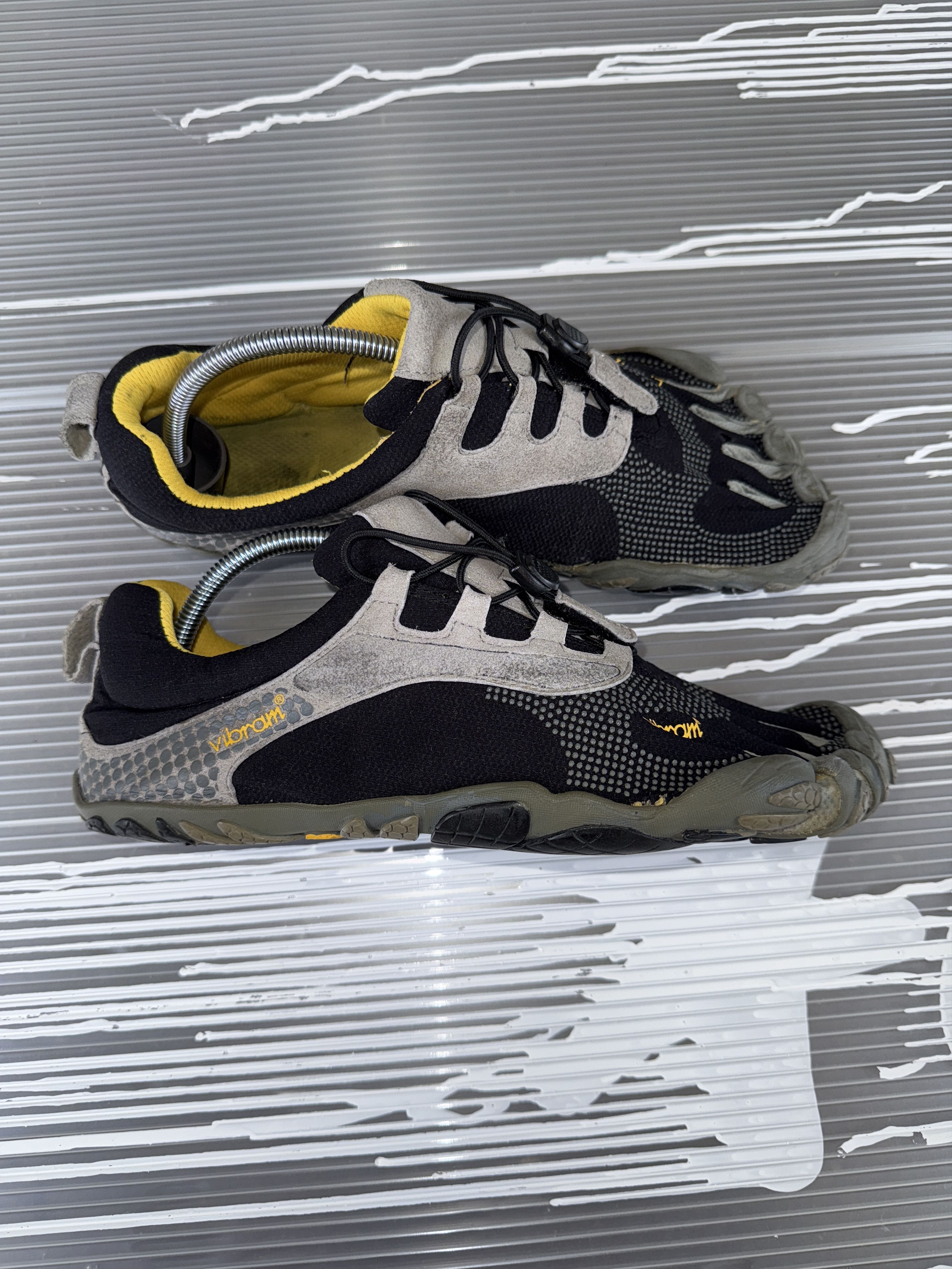 Vibram Vibram fivefingers shoes - 41 Size US 8 / EU 41 - 5 Thumbnail