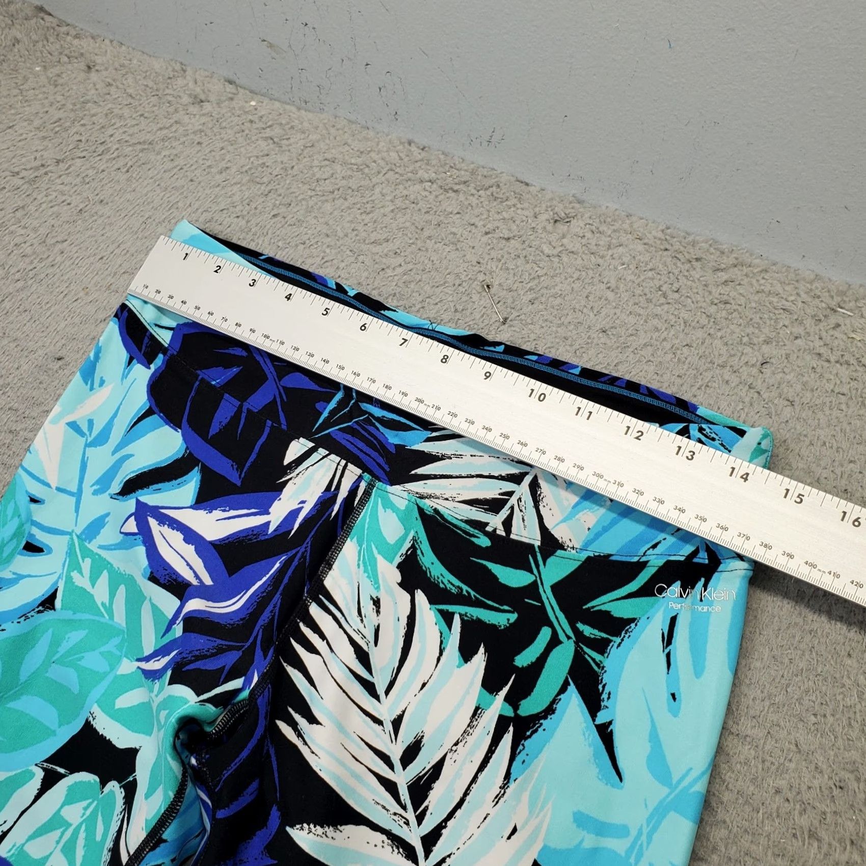 Calvin Klein Calvin Klein Cropped Leggings Womens L Multi Performance Tropical Print Pull On Size 36" / US 14 / IT 50 - 5 Thumbnail