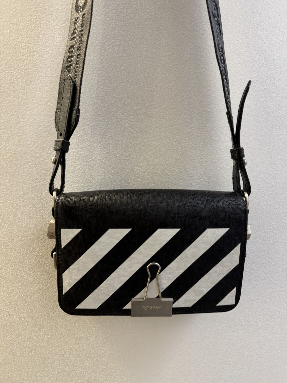 Off-White Off White Mini Binder Clip Bag Size ONE SIZE - 2 Thumbnail