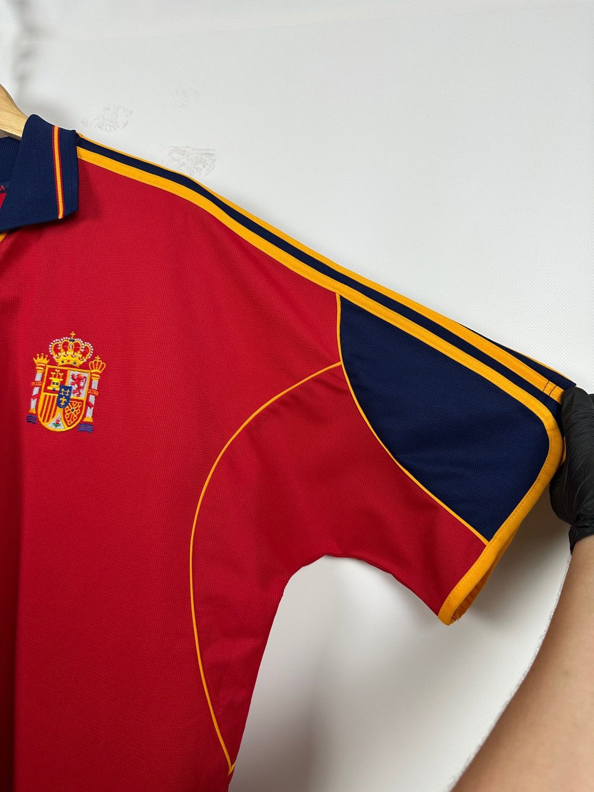 Adidas 1999/2002 Adidas Spain National Team Vintage Soccer Jersey Size US XL / EU 56 / 4 - 10 Thumbnail