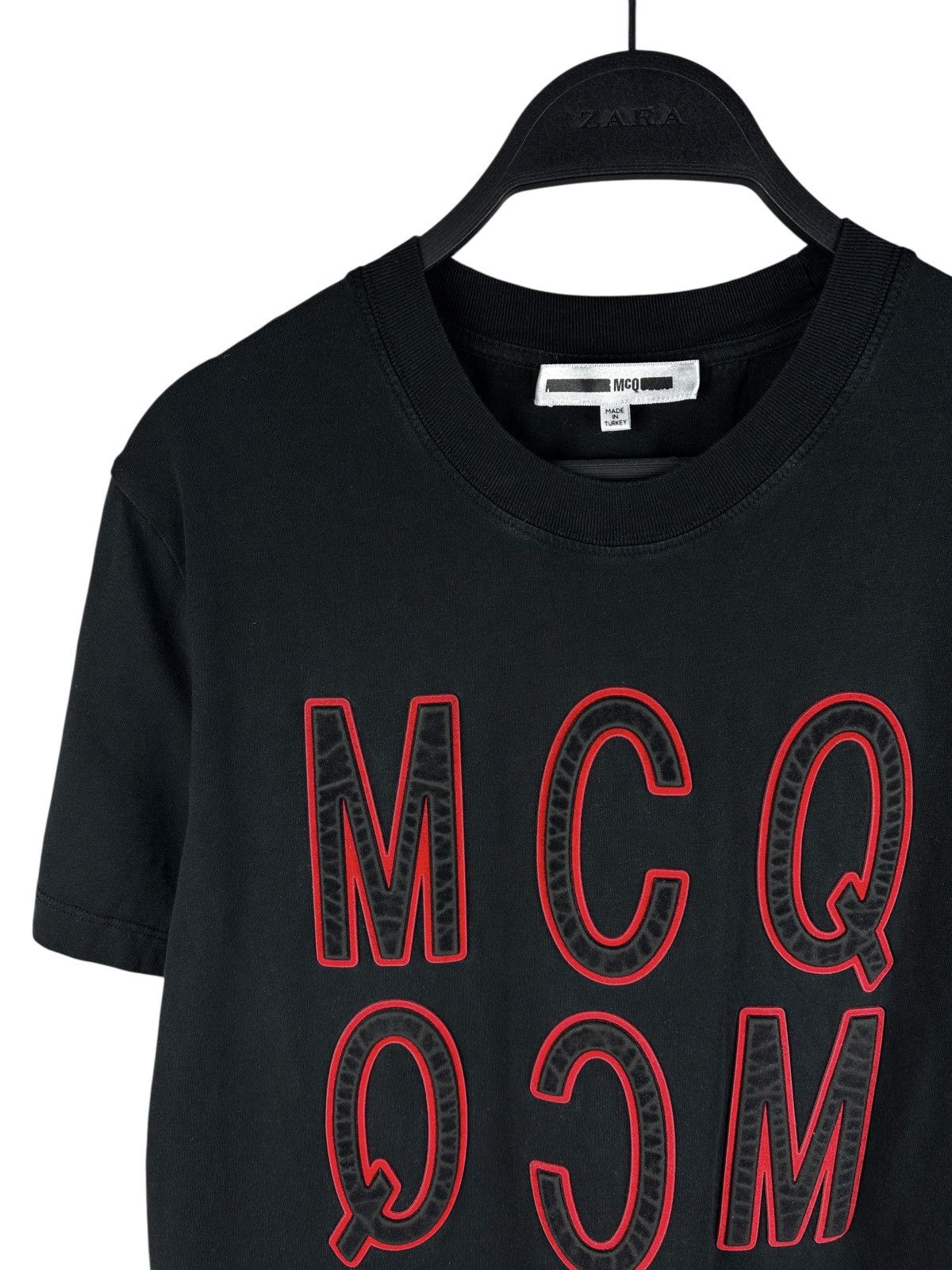 Alexander McQueen Alexander McQueen Velvet 3D Logo T-Shirt Black Size US M / EU 48-50 / 2 - 2 Thumbnail