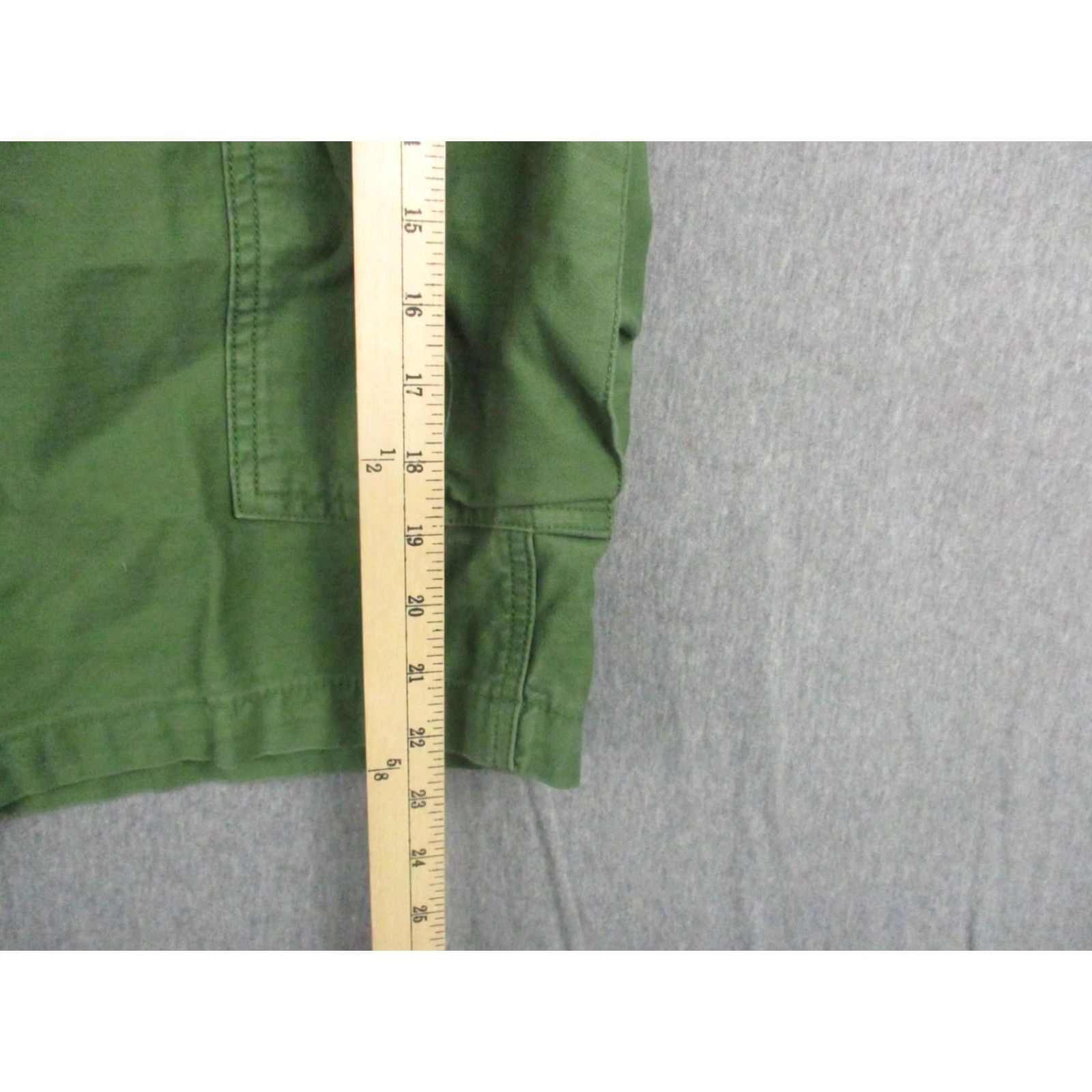 Levi's Levis Cargo Shorts Mens W38 Green 100% Cotton Utility Pockets Outdoor Casual Size US 38 / EU 54 - 5 Thumbnail